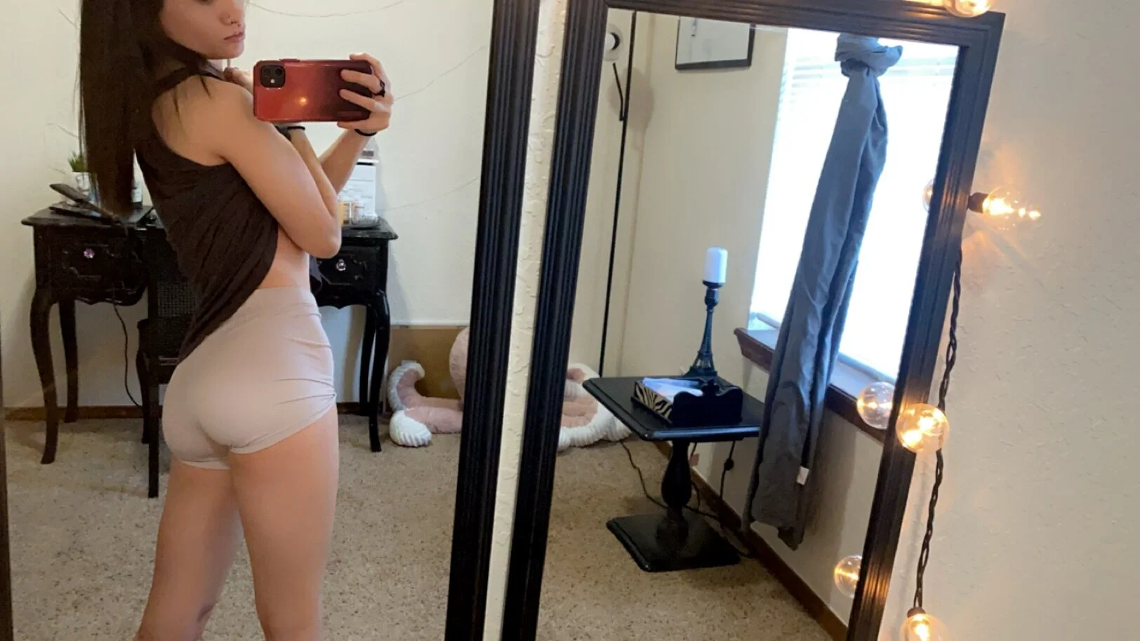 XXX Porn Photo of Nude xxNaughtyNicolexx 41