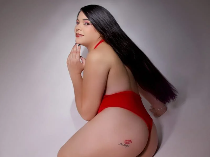 XXX Porn Photo of Nude JanickBaker 13