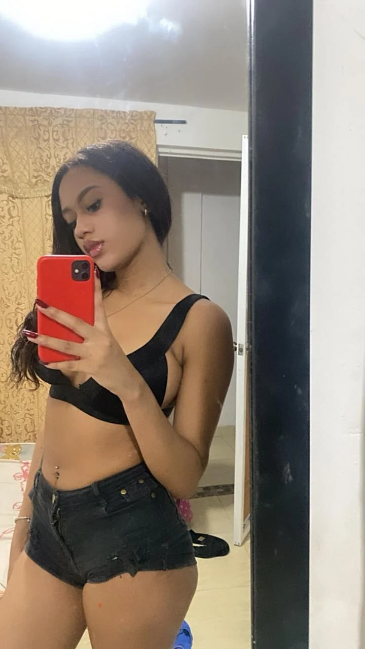 XXX Porn Photo of Nude Chell-zaira 17
