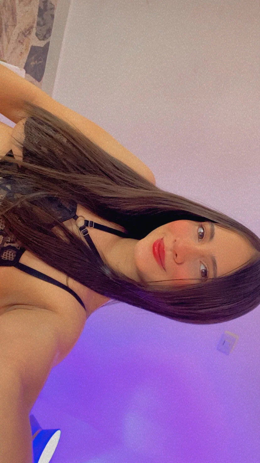 XXX Porn Photo of Nude ValeriaCardenas_ 2