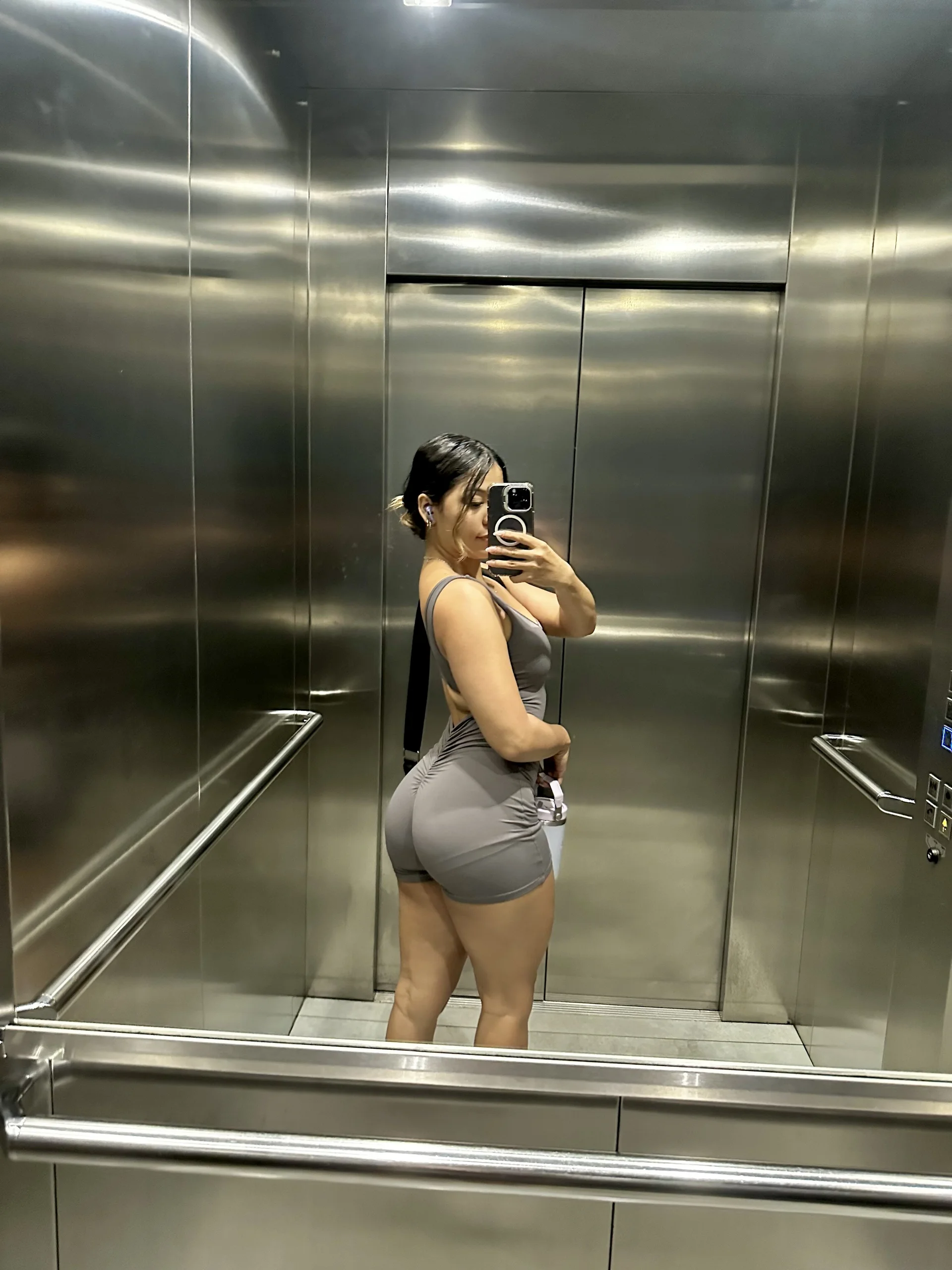 XXX Porn Photo of Nude tuckersabrina 22