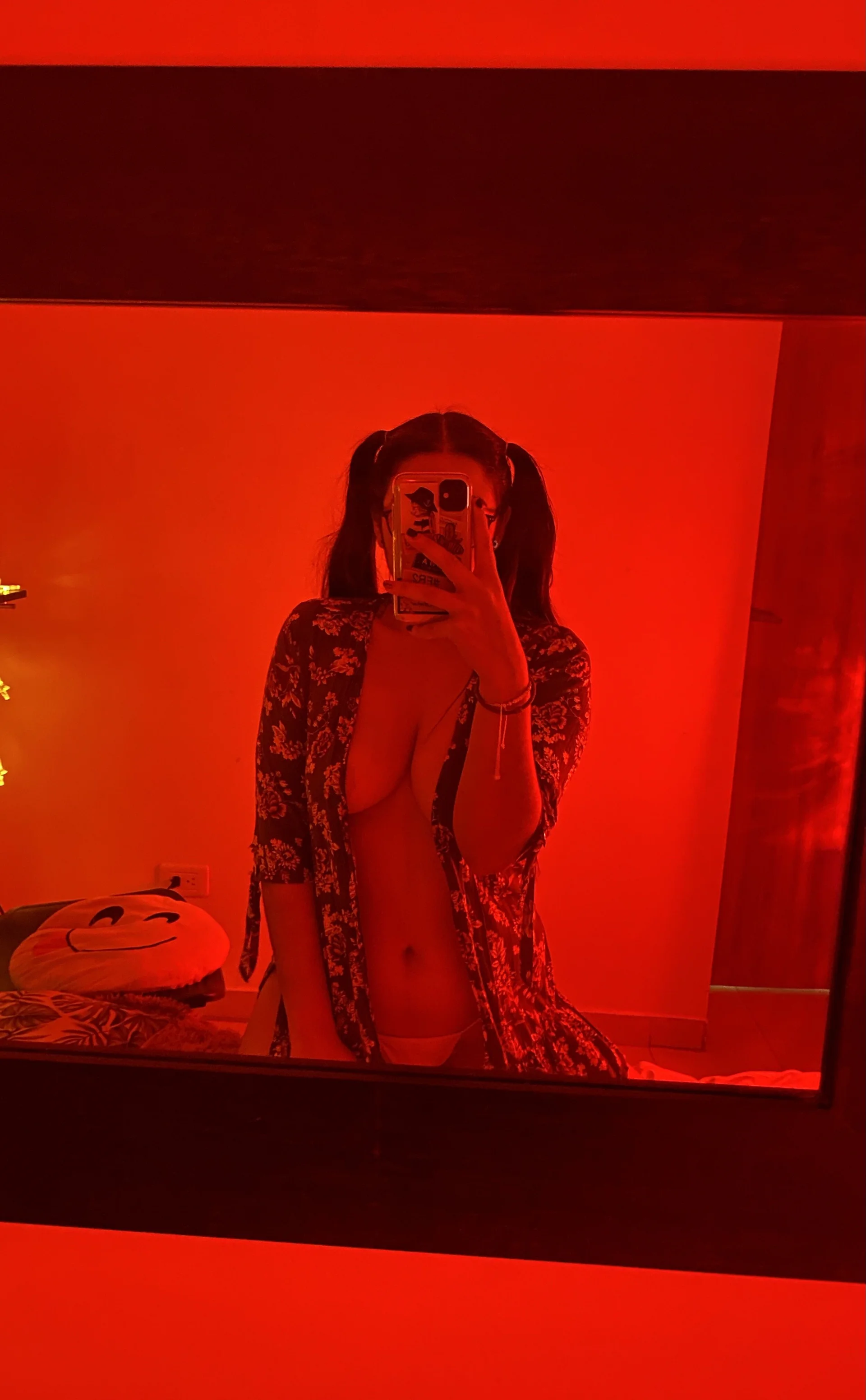 XXX Porn Photo of Nude Lia_flowers 20