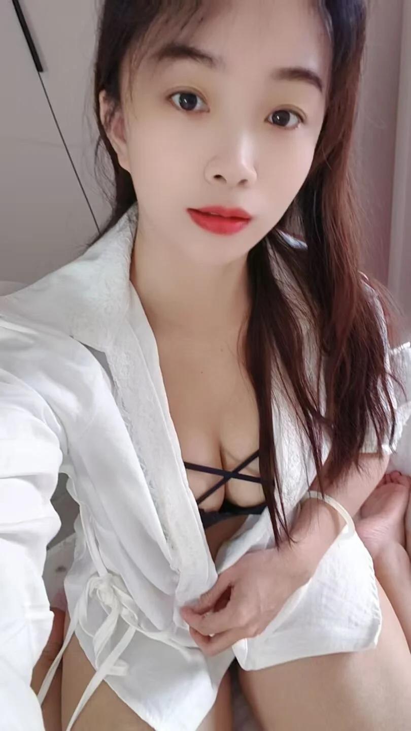 XXX Porn Photo of Nude xinxinchuxin661 3