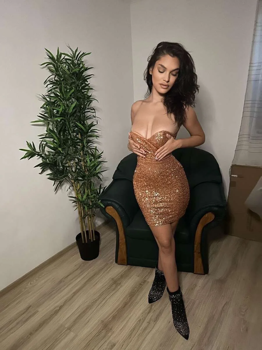 XXX Porn Photo of Nude alicekelson 3