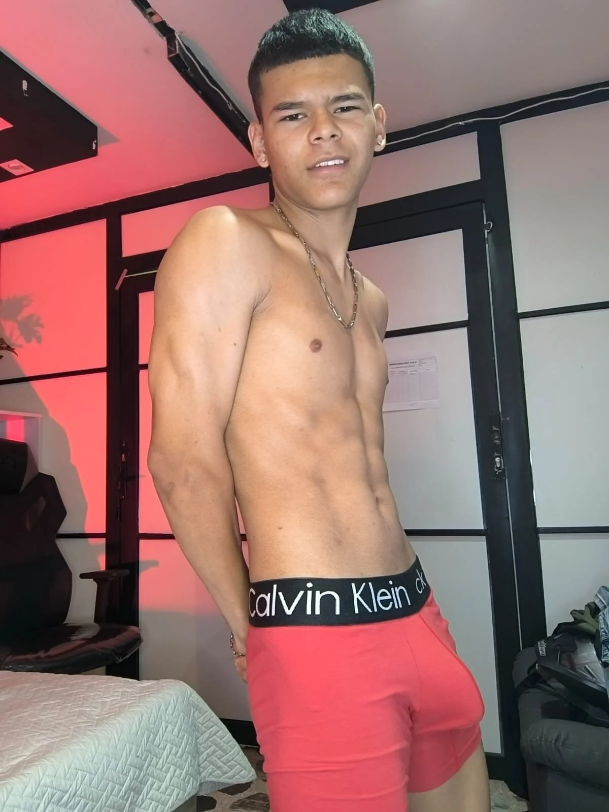 XXX Porn Photo of Nude DylanRoyce_ 12