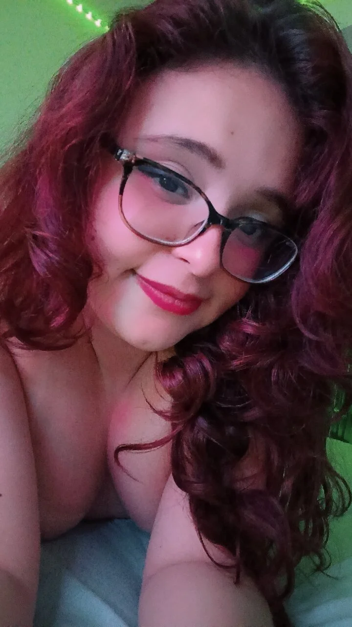 XXX Porn Photo of Nude AlannisSweet 19