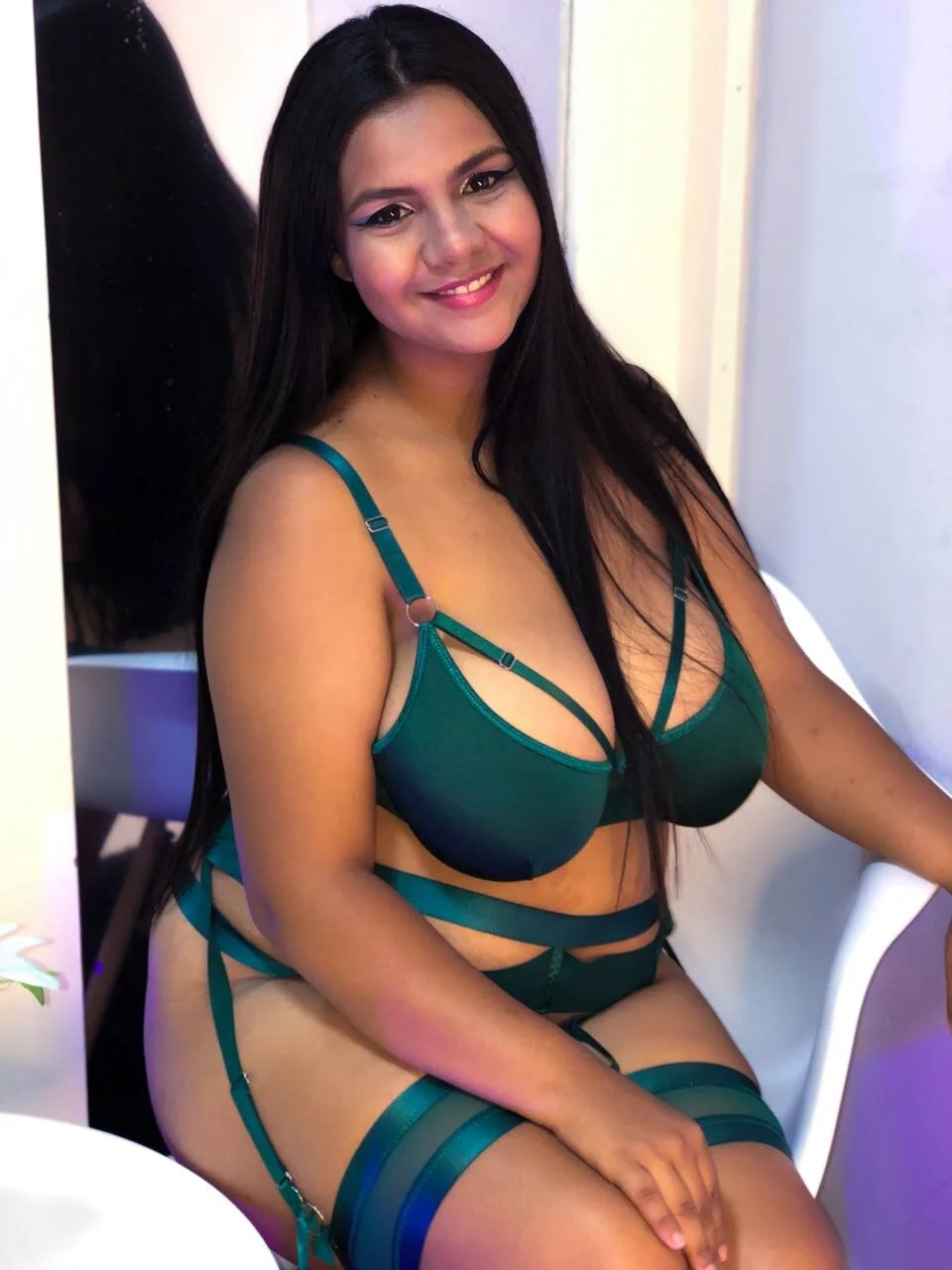 XXX Porn Photo of Nude Gabriela_Brown 11