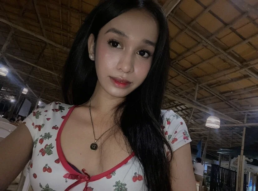 XXX Porn Photo of Nude SassyEnchantressx 5