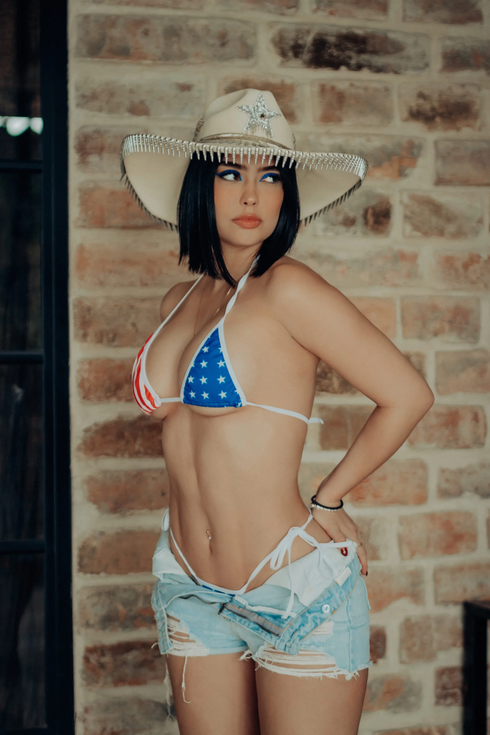 XXX Porn Photo of Nude ElleDiane 35