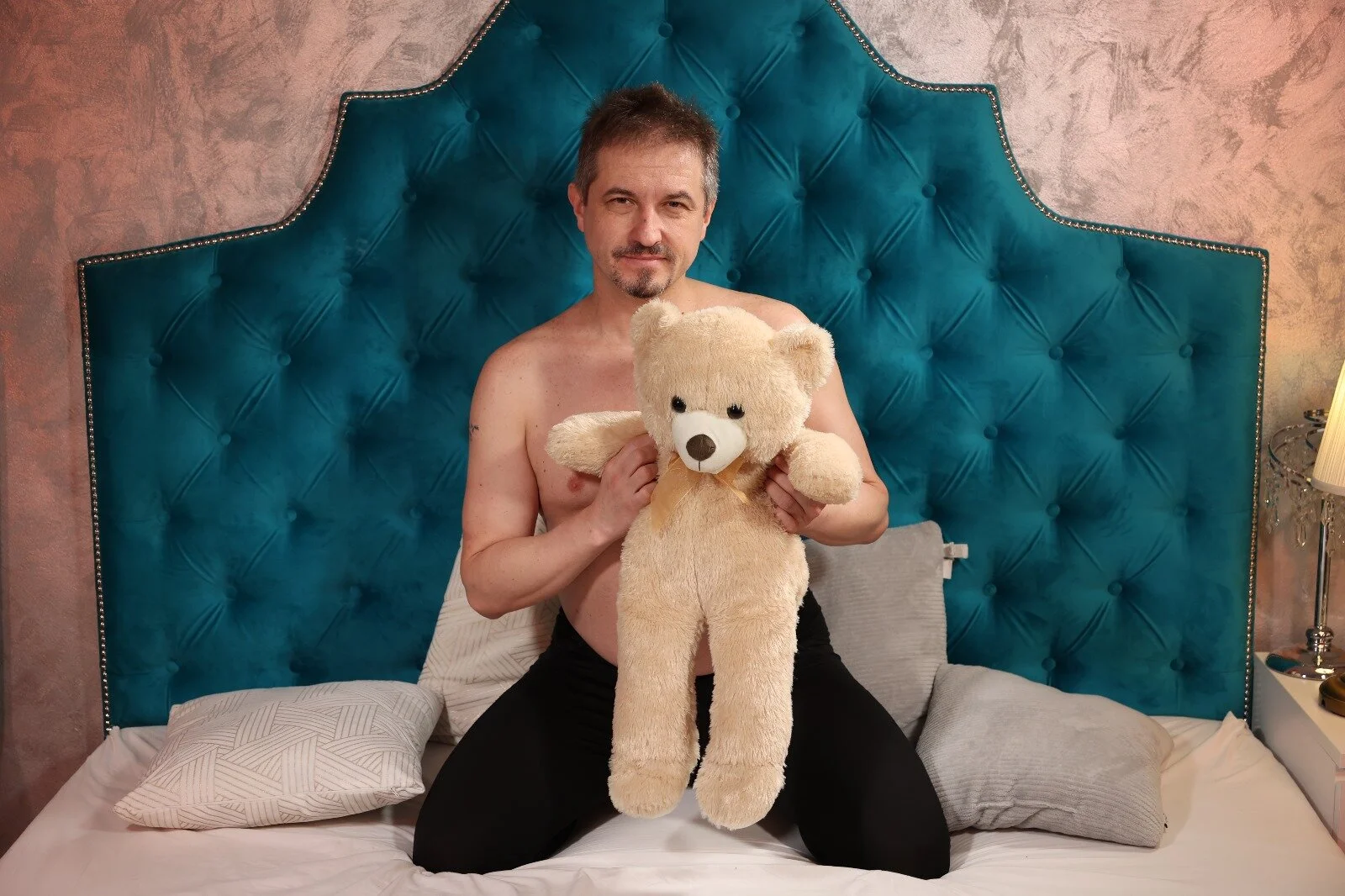 XXX Porn Photo of Nude MisterFaithRO 22