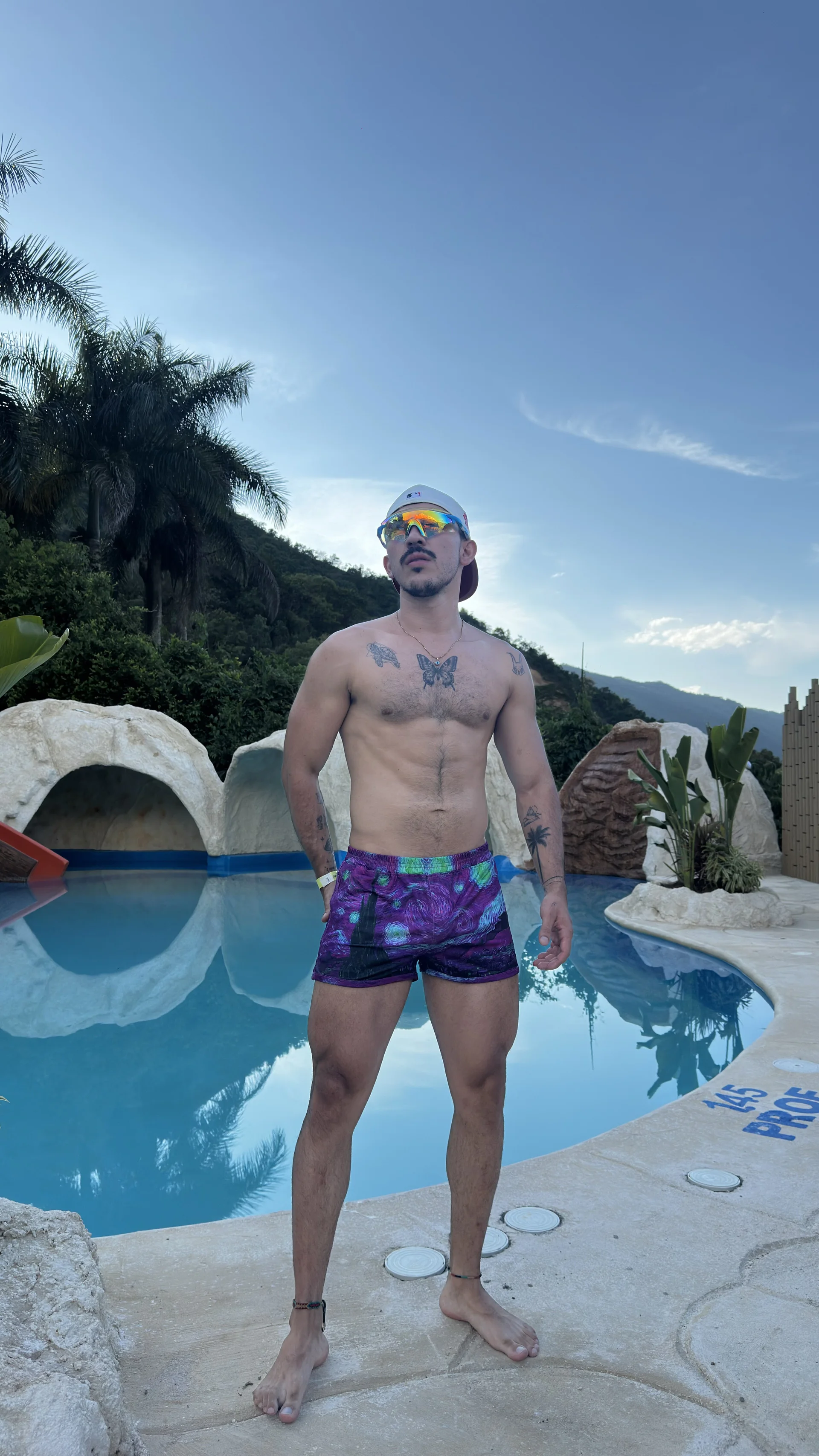 XXX Porn Photo of Nude calvin_keller 2