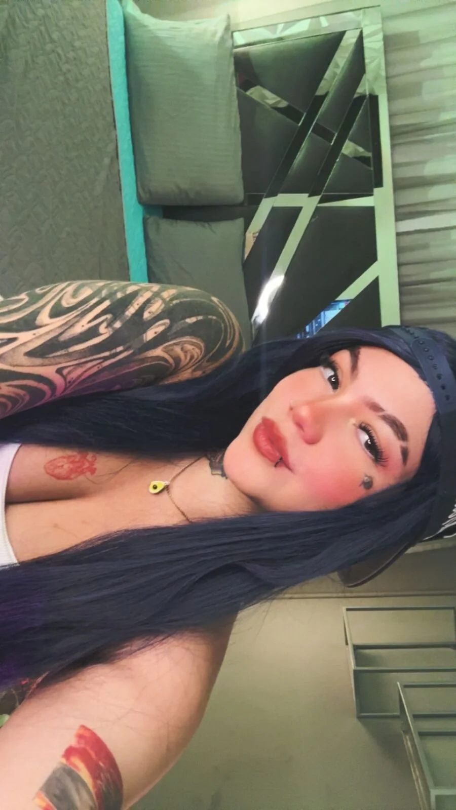 XXX Porn Photo of Nude Tessa_ruxh 1