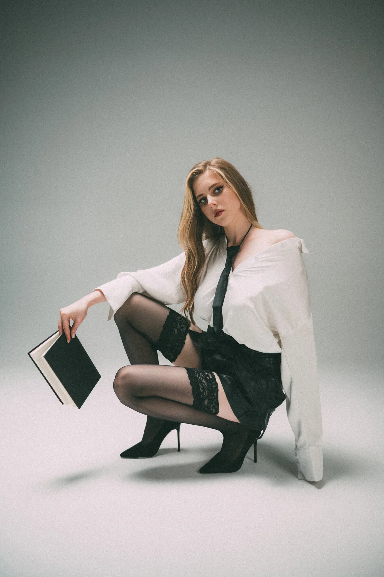 XXX Porn Photo of Nude LexiBookwell 10