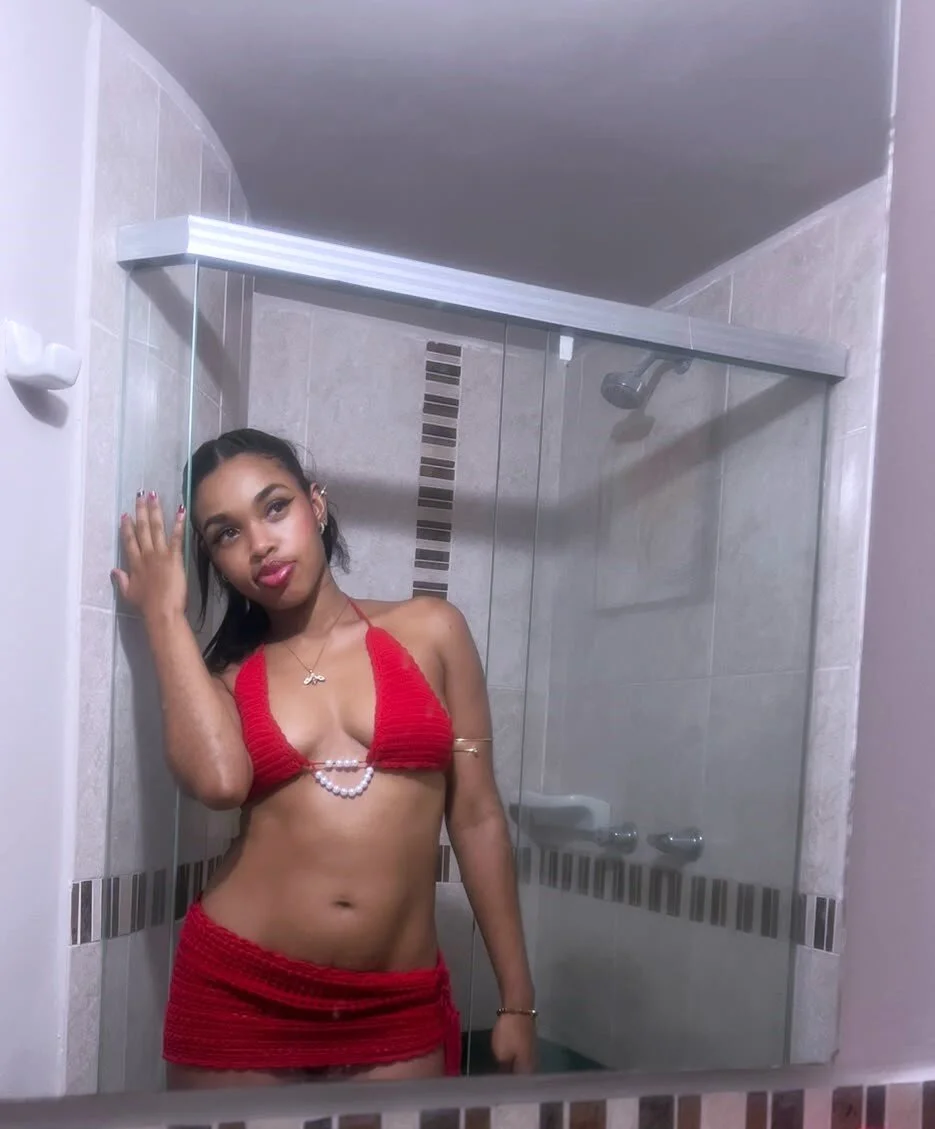XXX Porn Photo of Nude bella_moonlight_cr 142