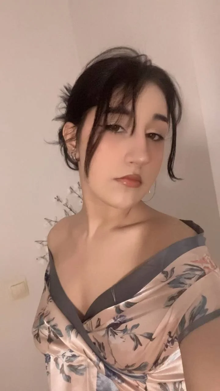 XXX Porn Photo of Nude Lii_Rose 1