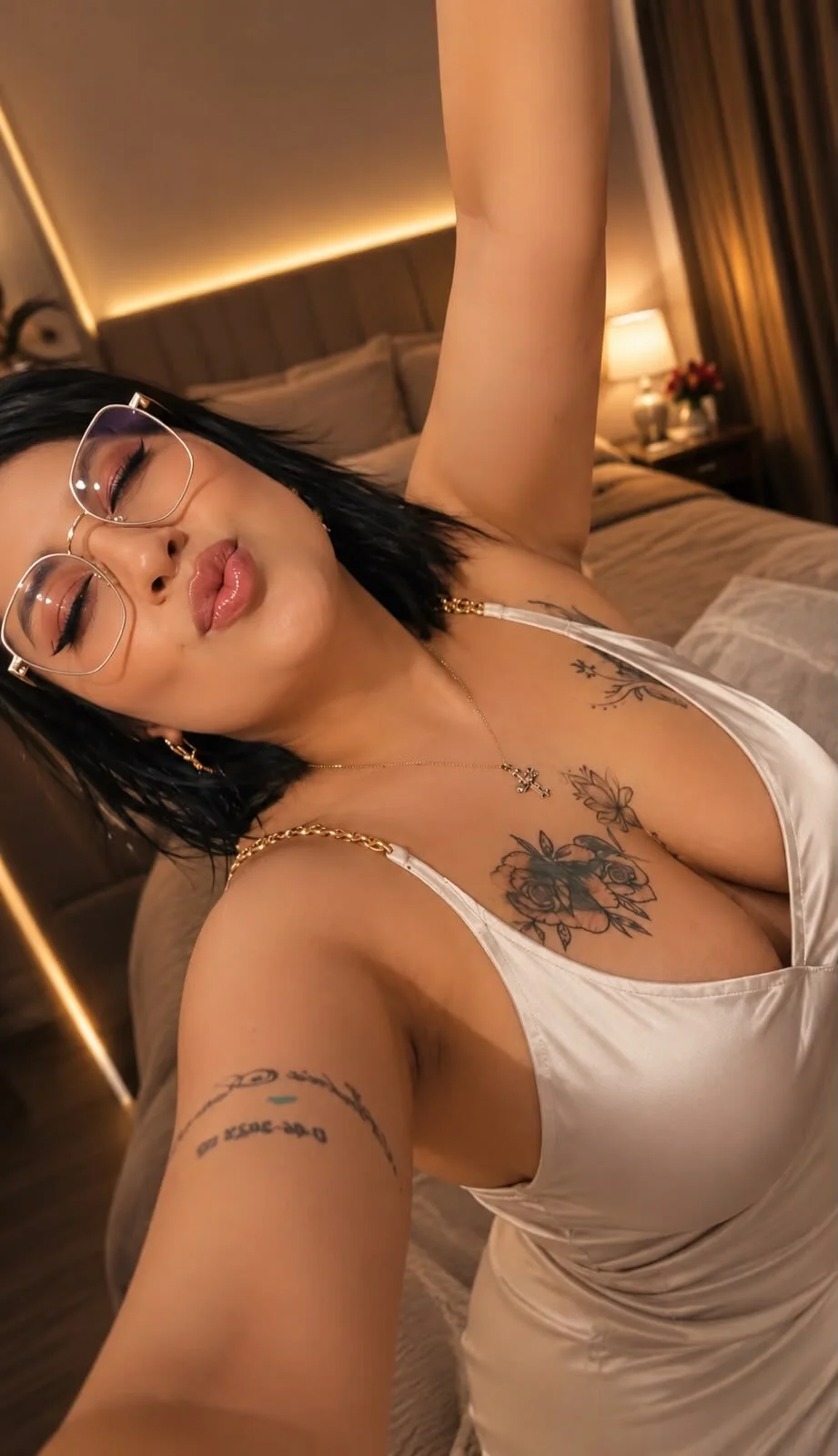 XXX Porn Photo of Nude Ivory_Glow 3