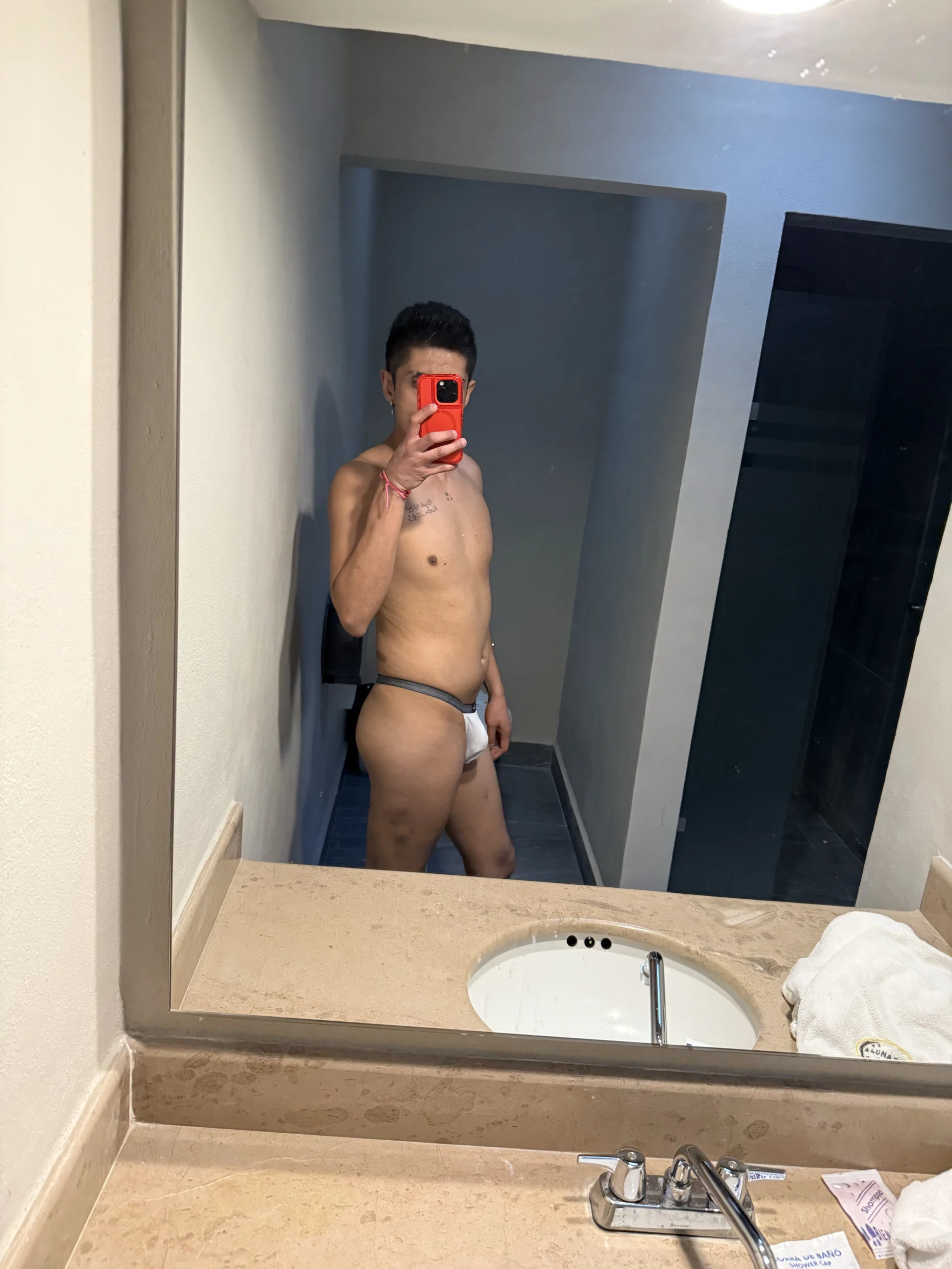 XXX Porn Photo of Nude untalchico 2