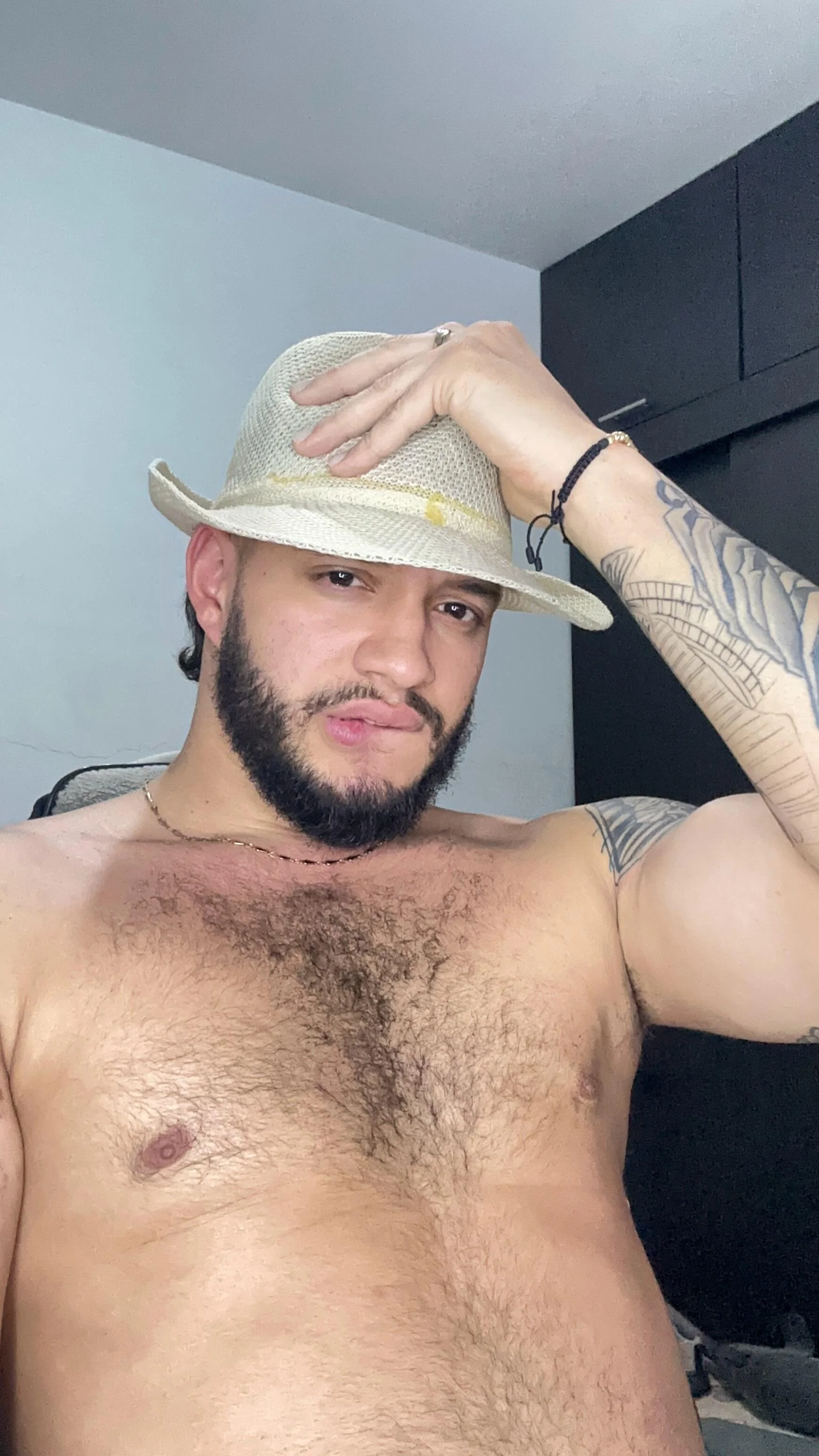 XXX Porn Photo of Nude Raymond_bakerr 14