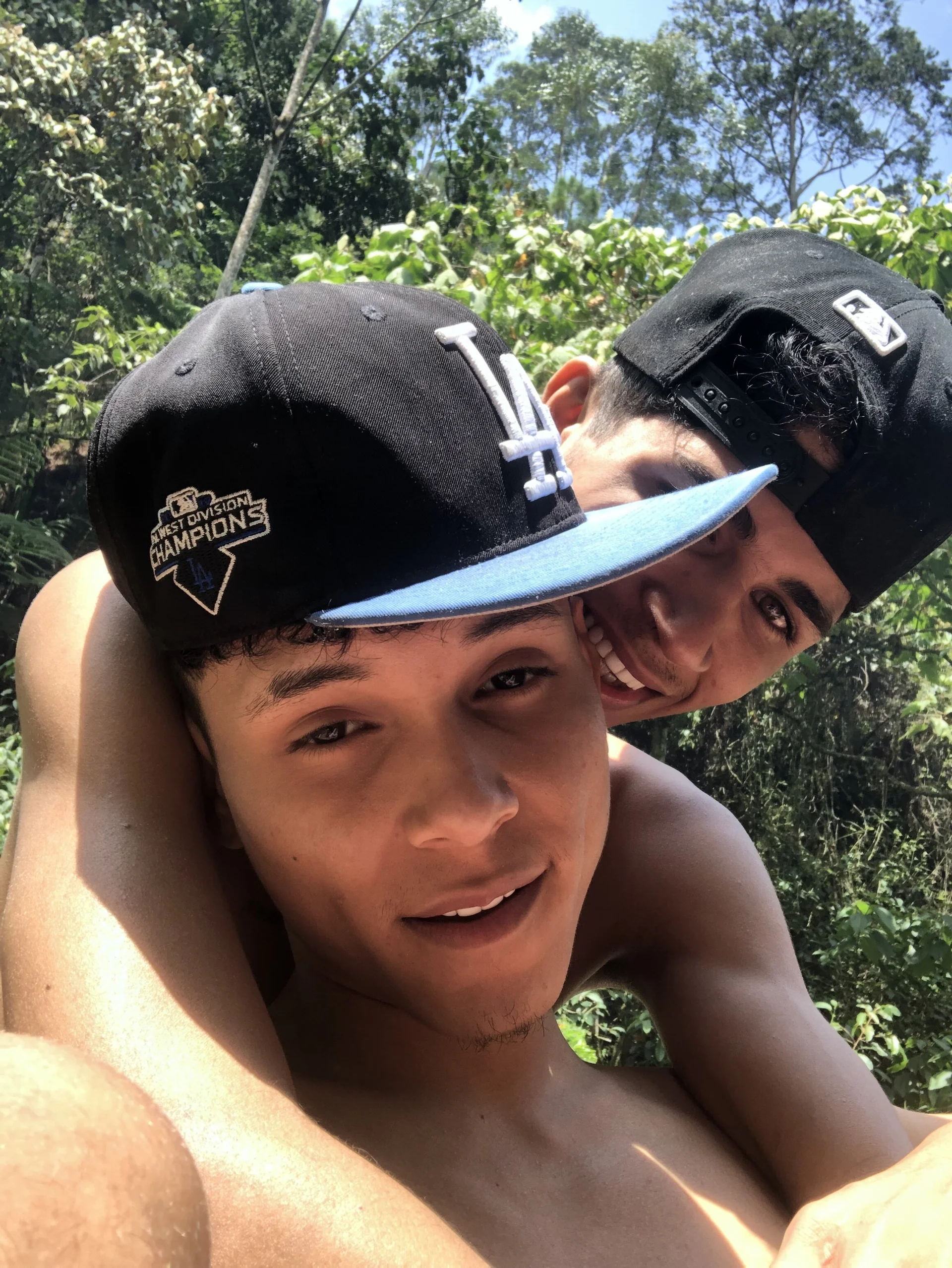 XXX Porn Photo of Nude boyswantingplay 13