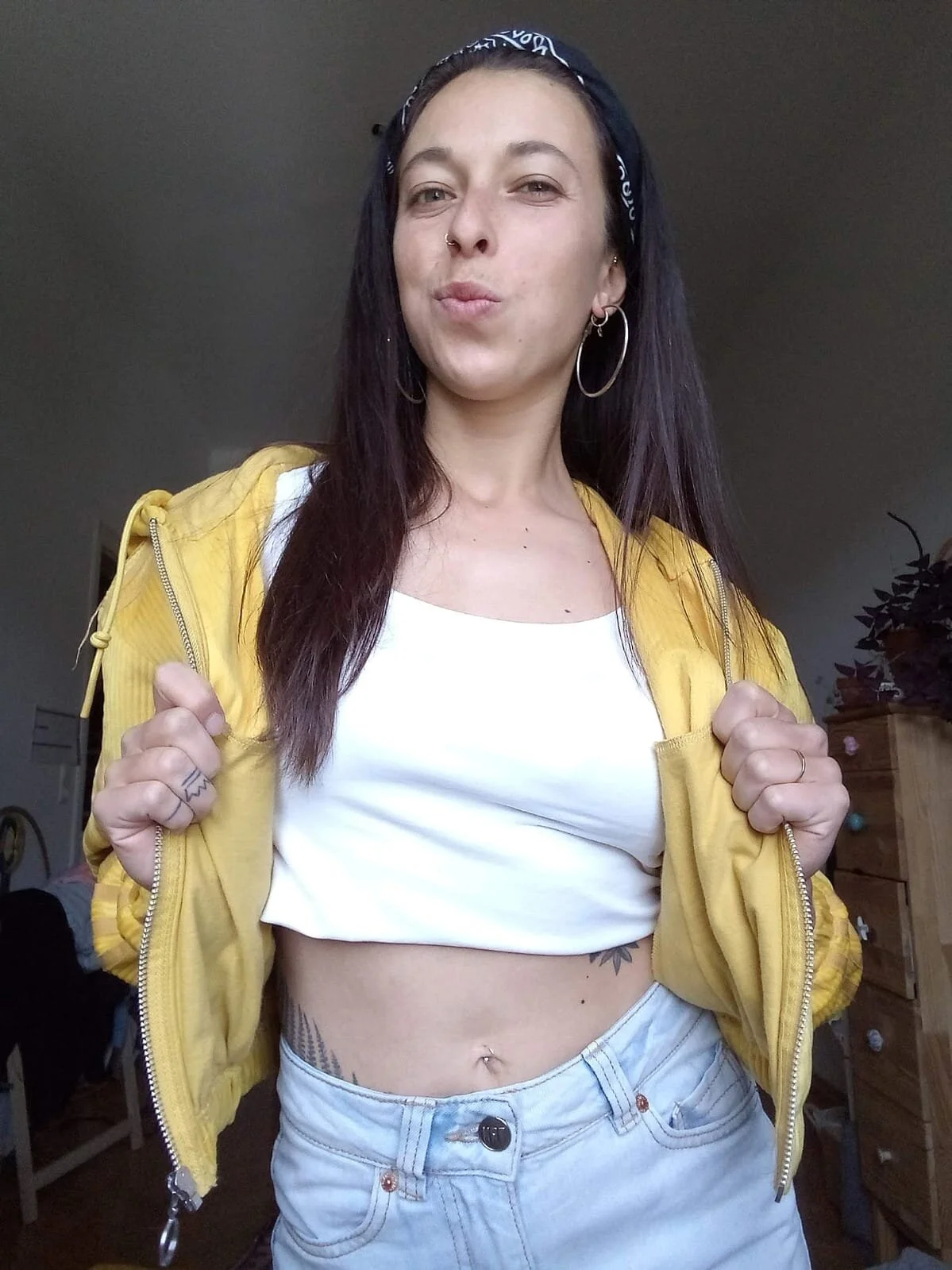 XXX Porn Photo of Nude PriscillaPole 3