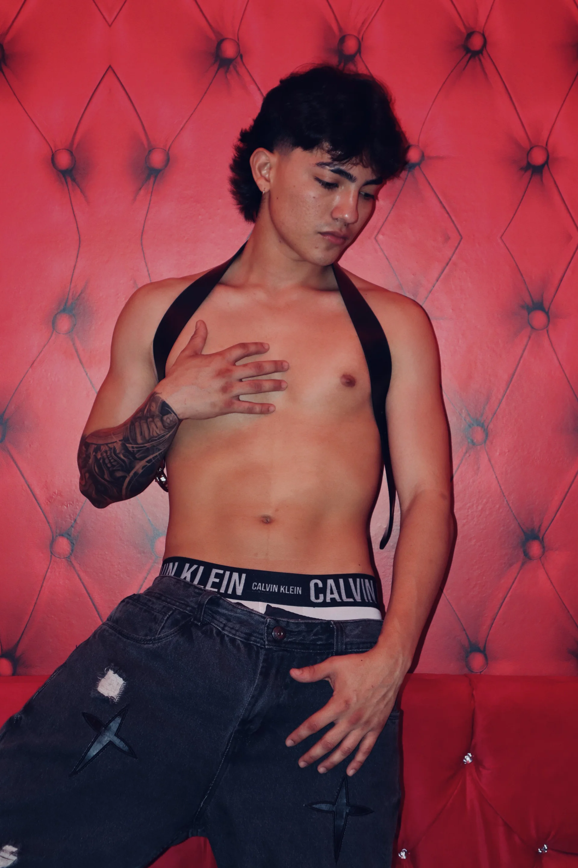XXX Porn Photo of Nude RomeoMillerr 3