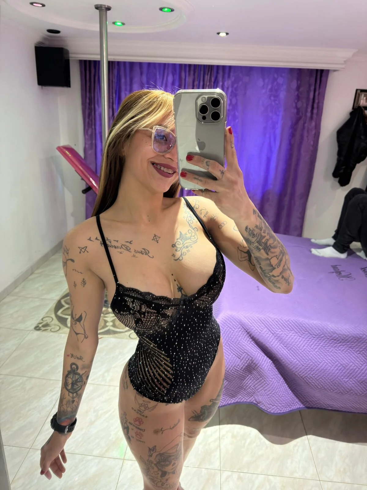 XXX Porn Photo of Nude Cassieink 7