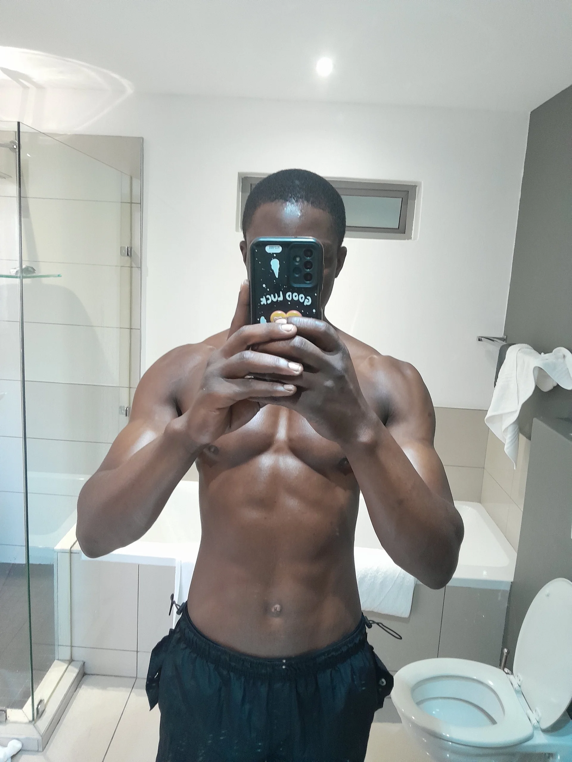XXX Porn Photo of Nude mojeemore 1