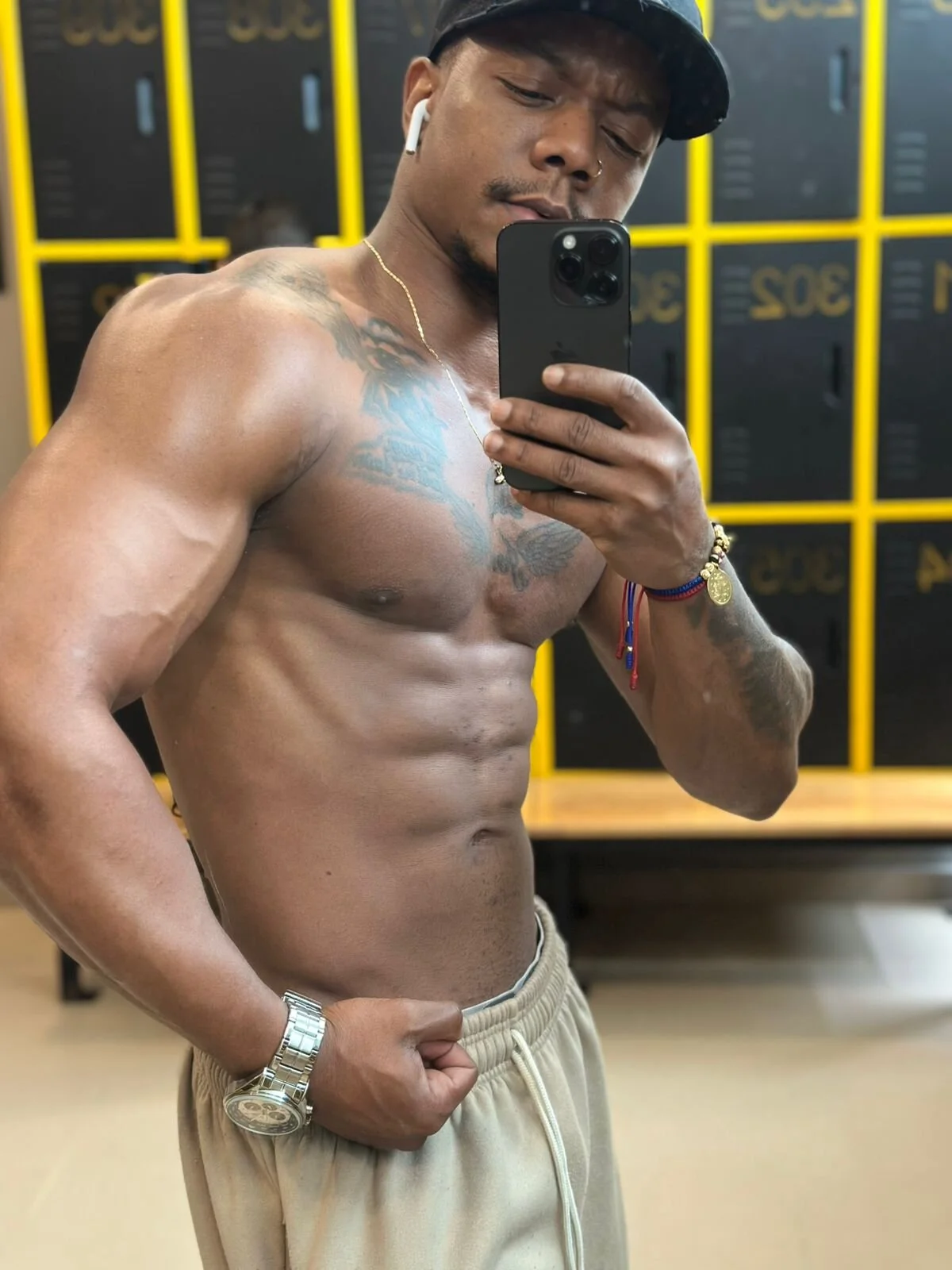 XXX Porn Photo of Nude ronnie_7777 98