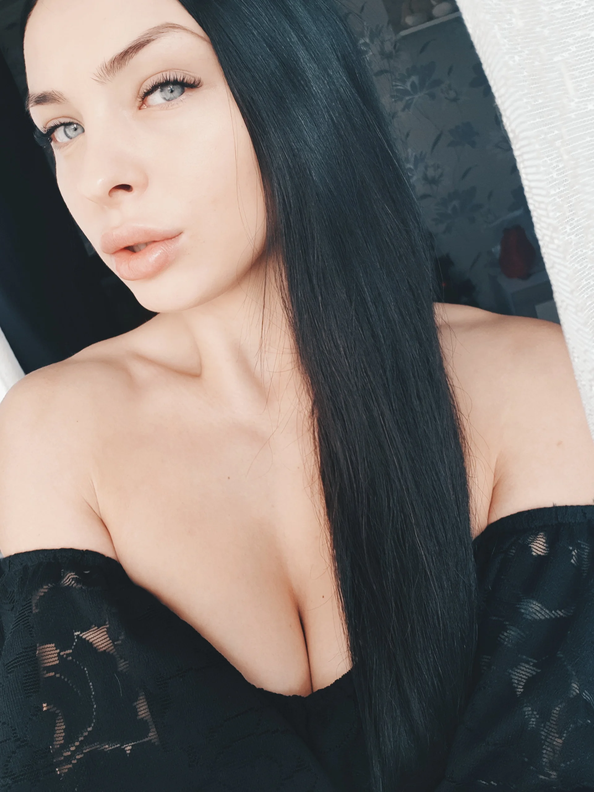 XXX Porn Photo of Nude lecherous_wife 4