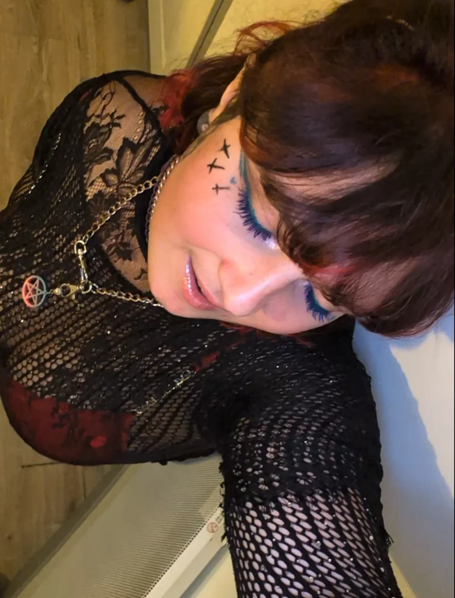 XXX Porn Photo of Nude LadyRochester 31