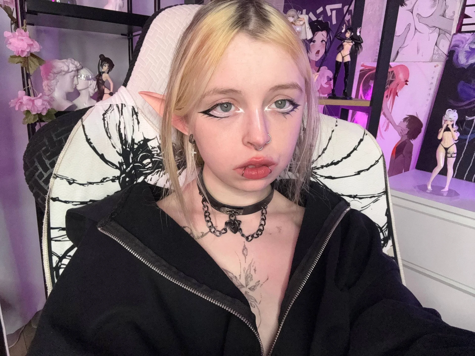 XXX Porn Photo of Nude ElvenQueen 1
