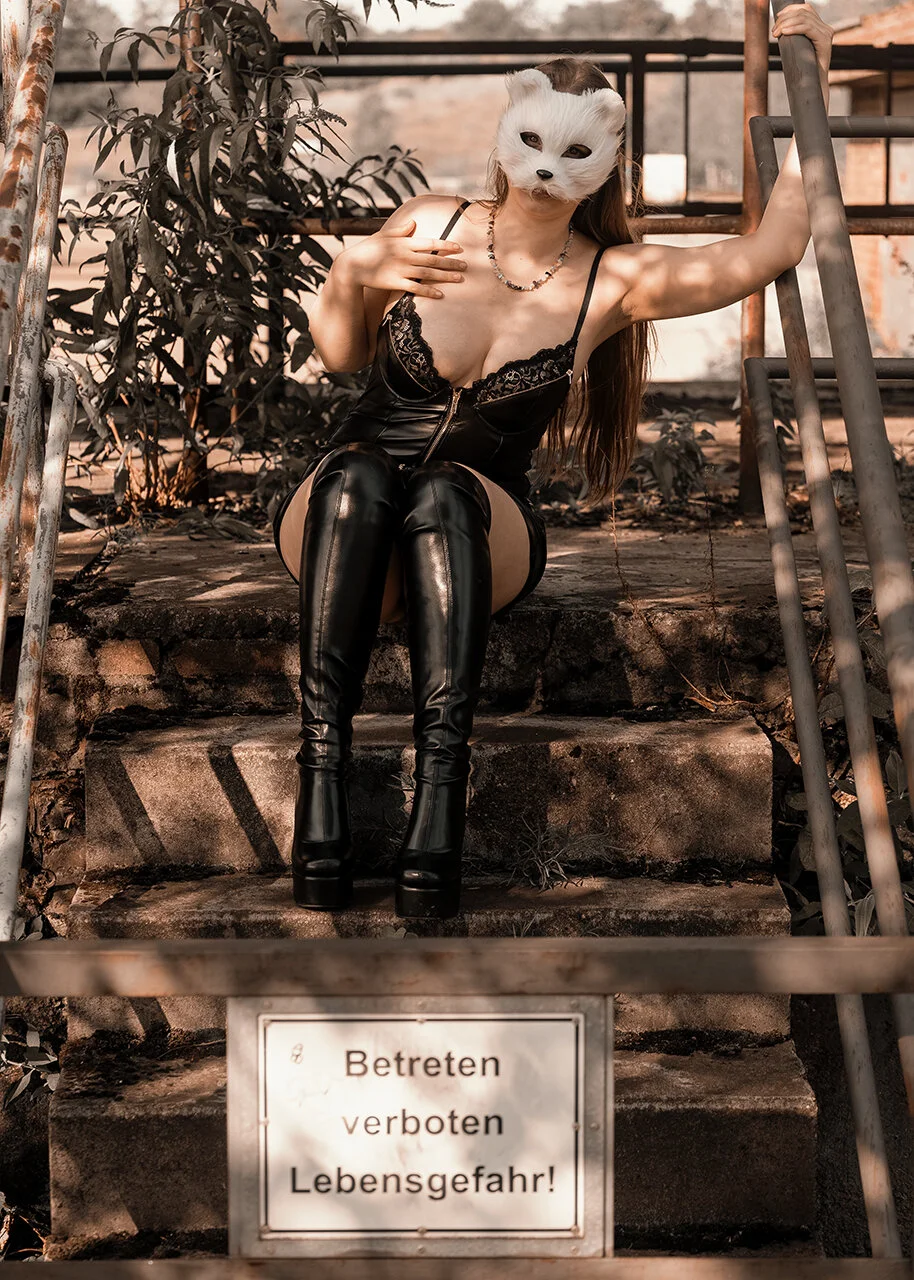 XXX Porn Photo of Nude Lucy_Blossem 30