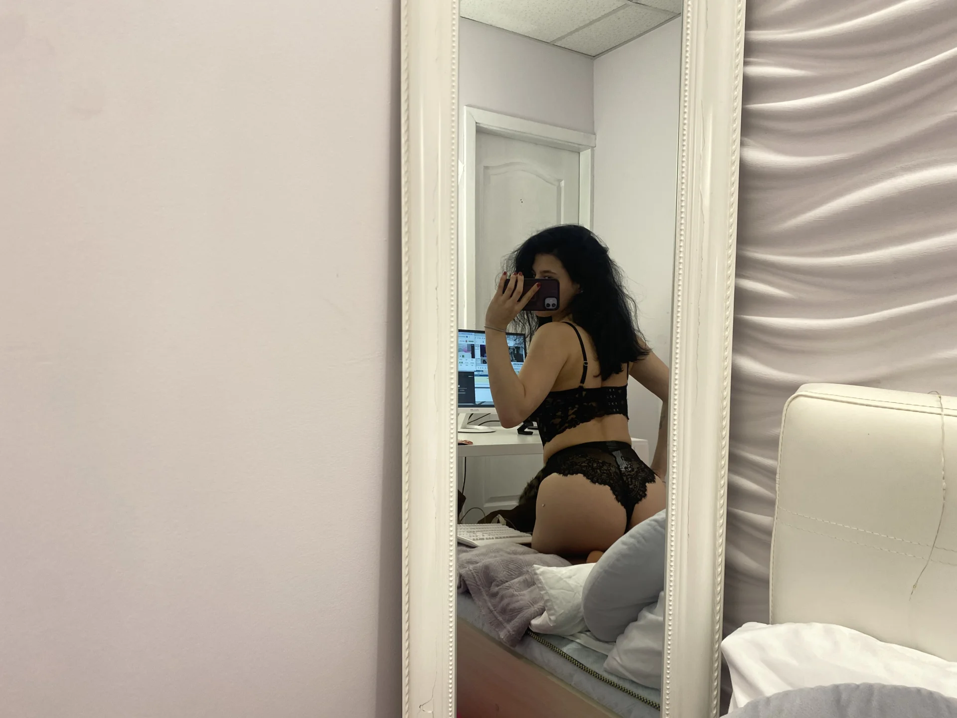 XXX Porn Photo of Nude LorenDi 28