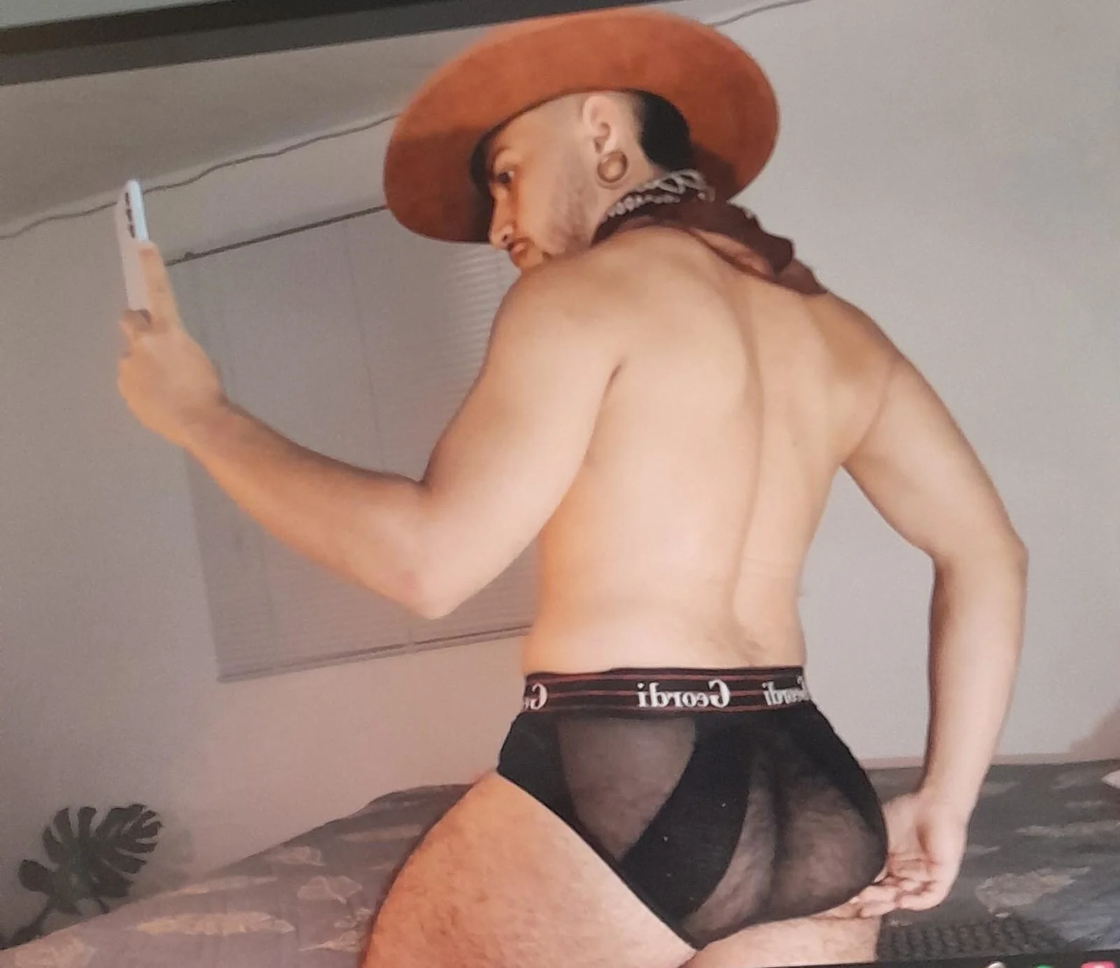 XXX Porn Photo of Nude ftmphilip_ 26