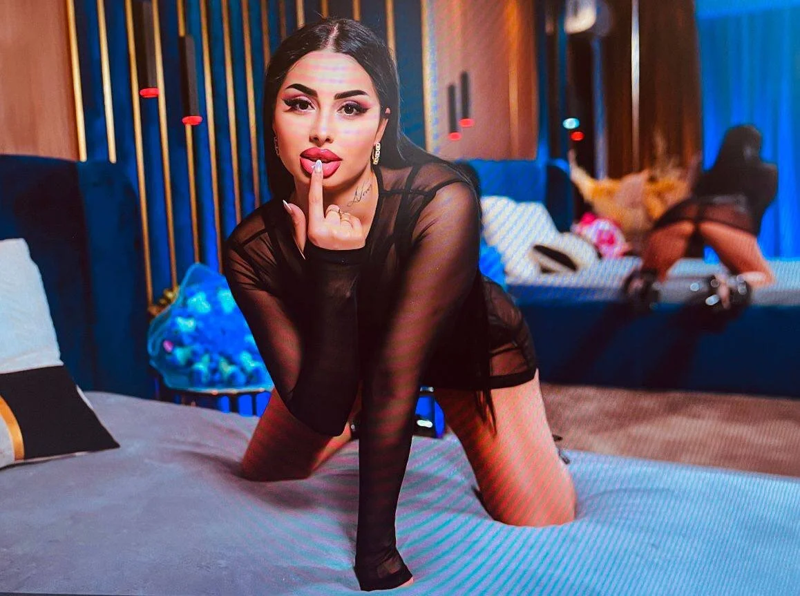 XXX Porn Photo of Nude CindyTail 3