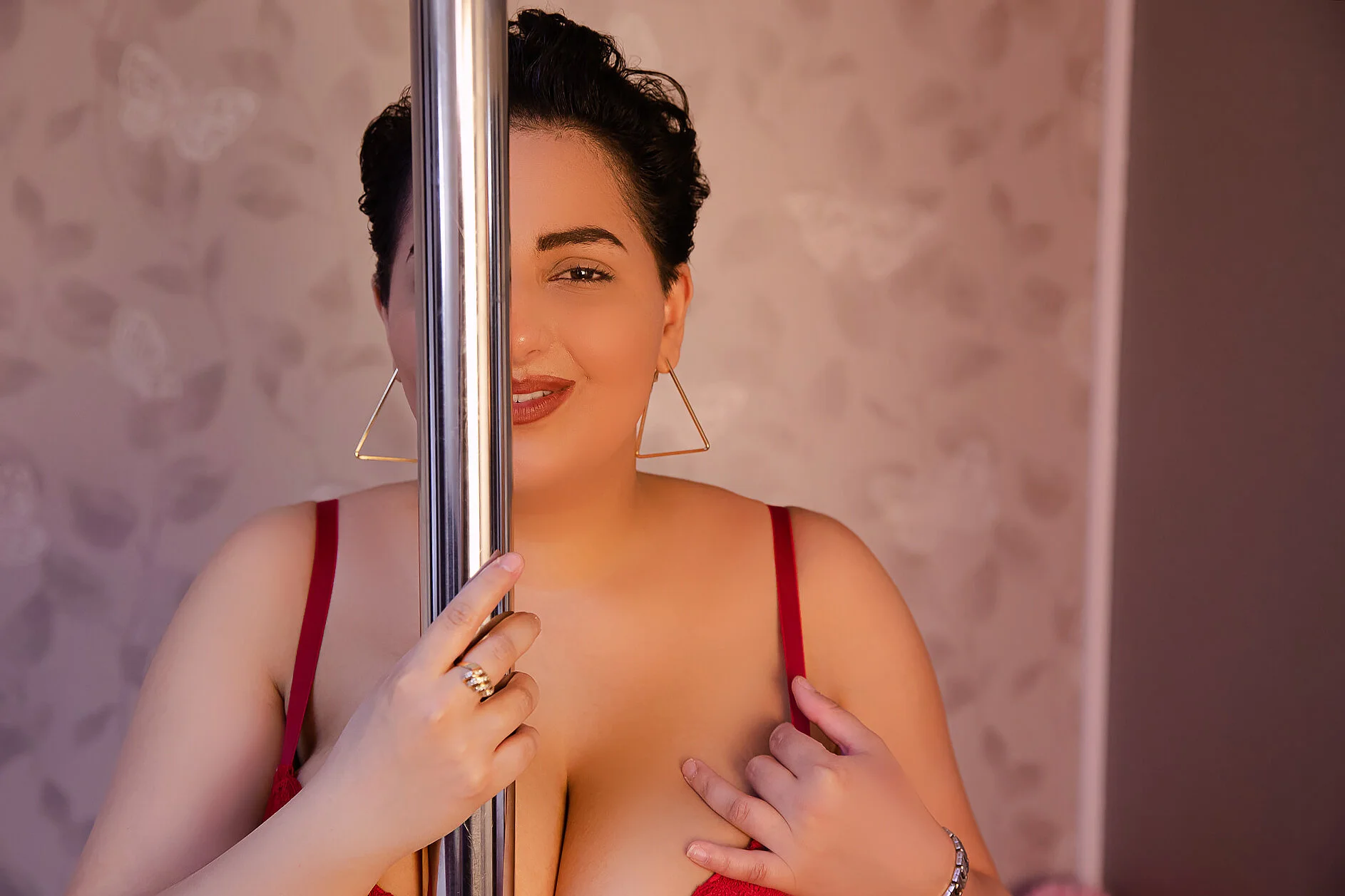 XXX Porn Photo of Nude BustyAllyy 5