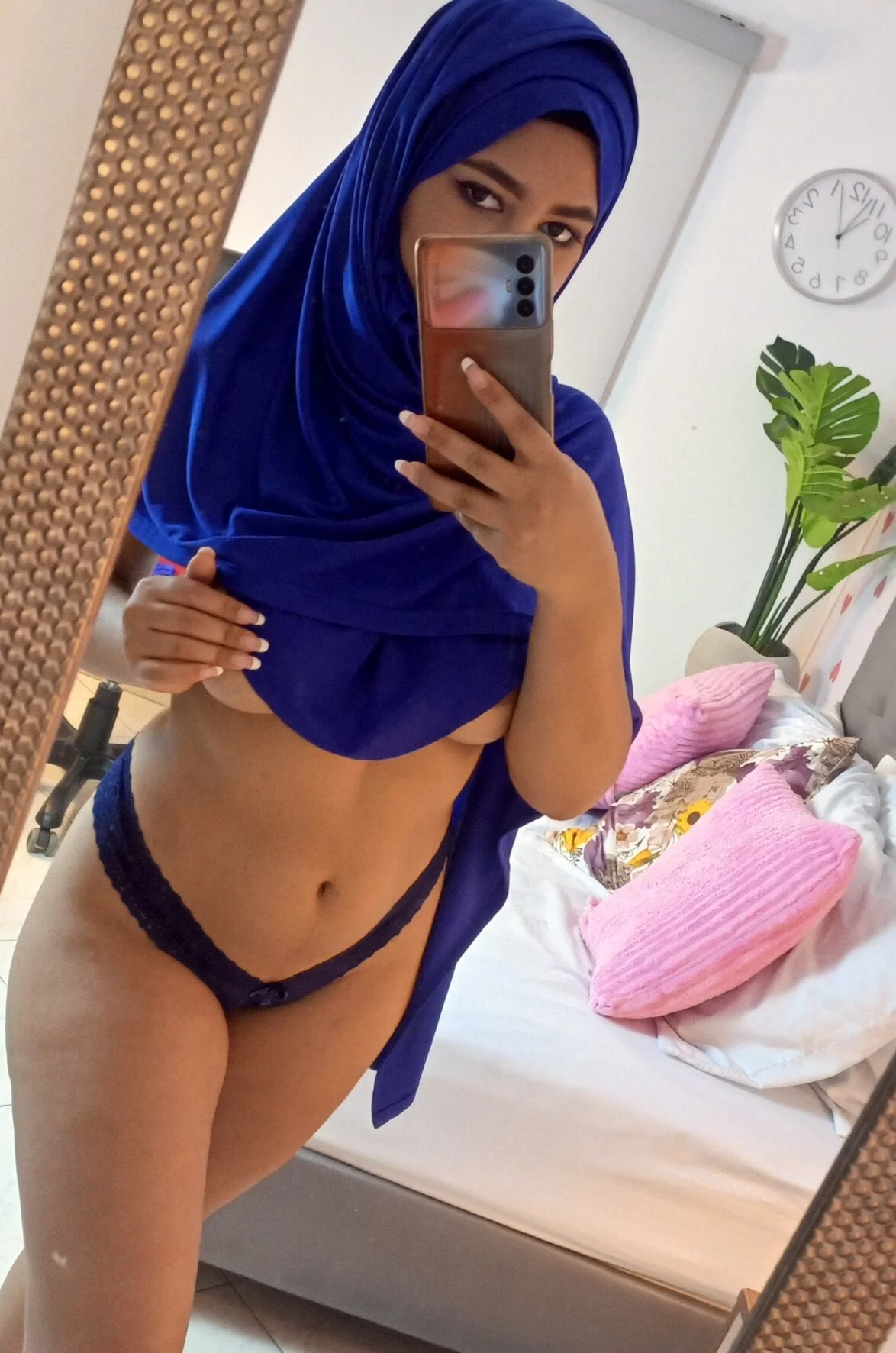 XXX Porn Photo of Nude azzahara069 63