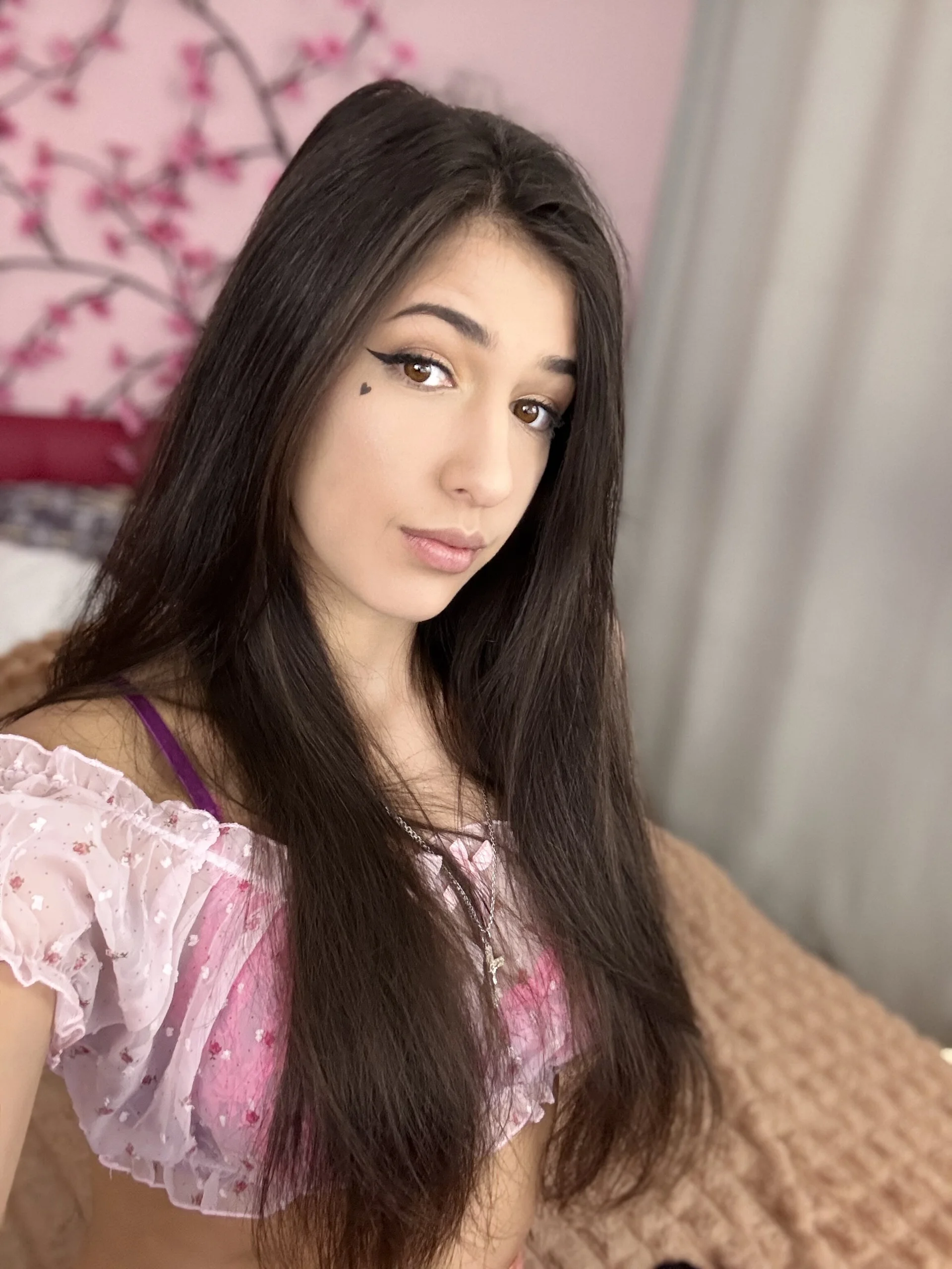 XXX Porn Photo of Nude MiaSilkX 5