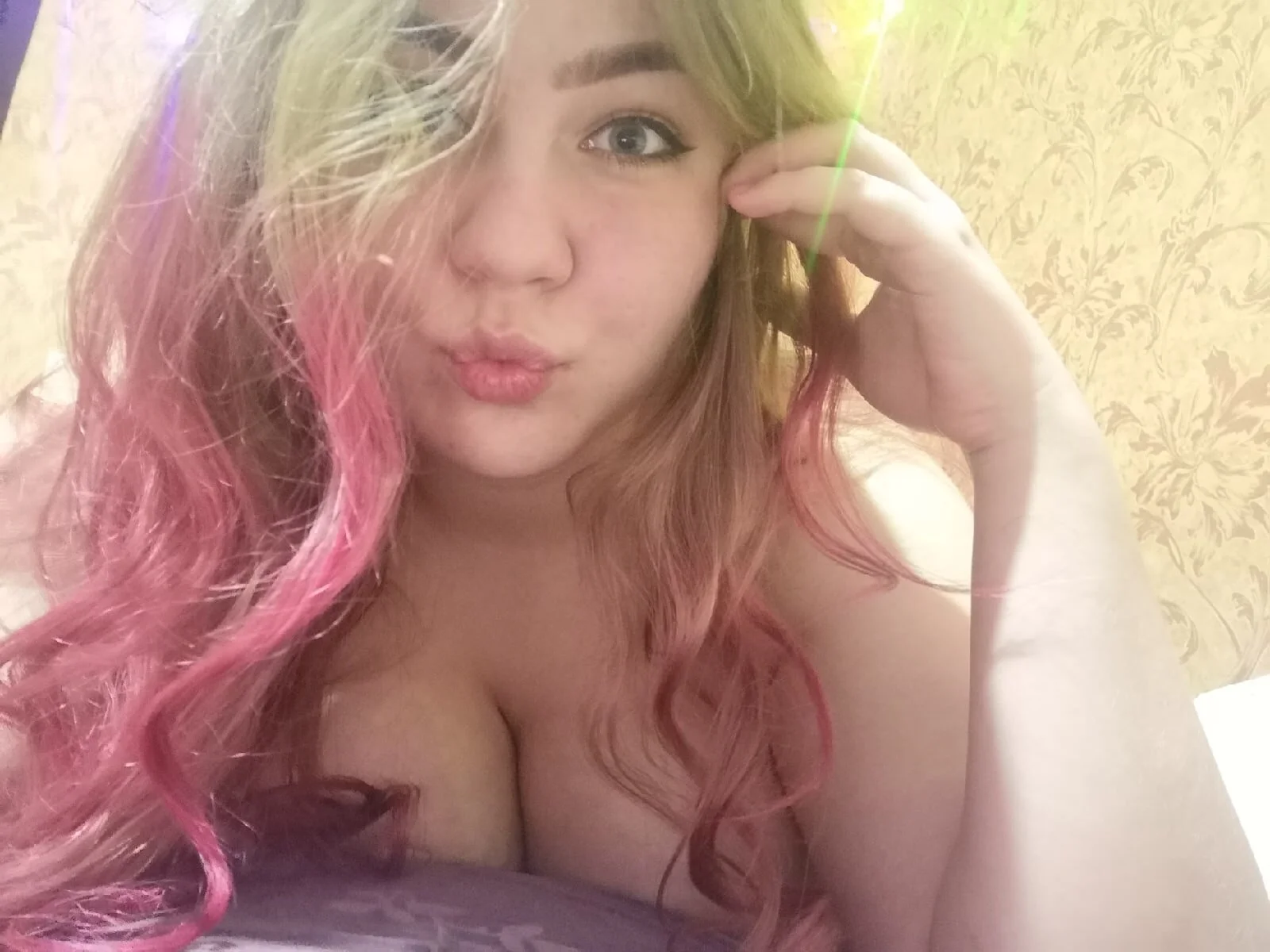 XXX Porn Photo of Nude Mrs_Dream 6