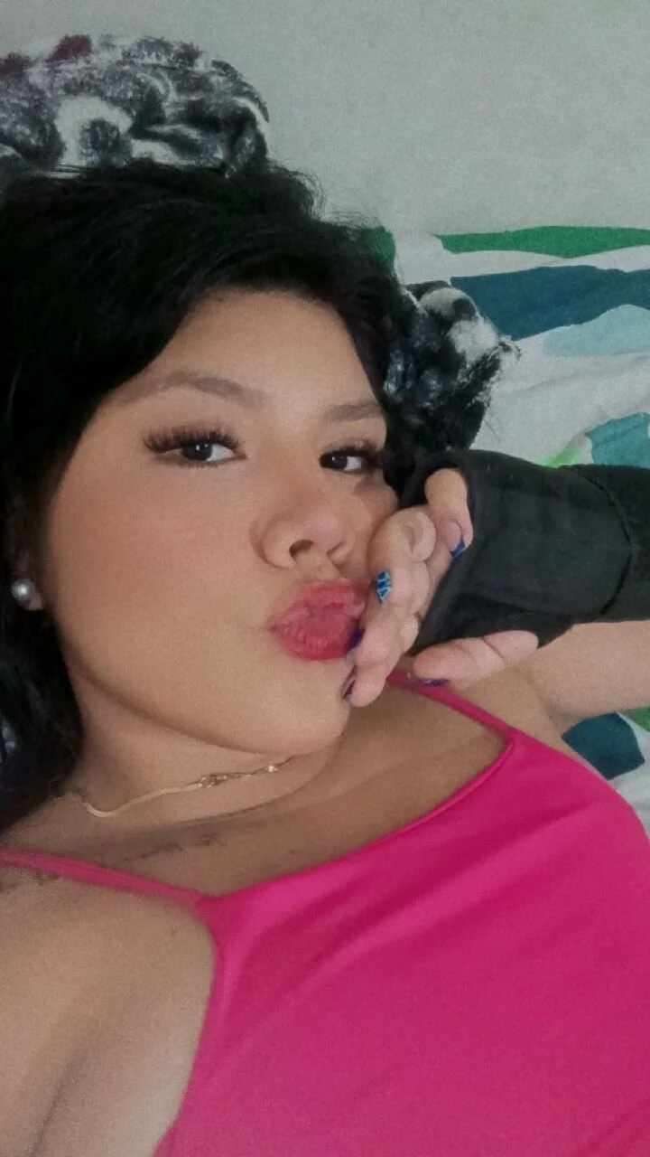 XXX Porn Photo of Nude Luna_vaian__ 3