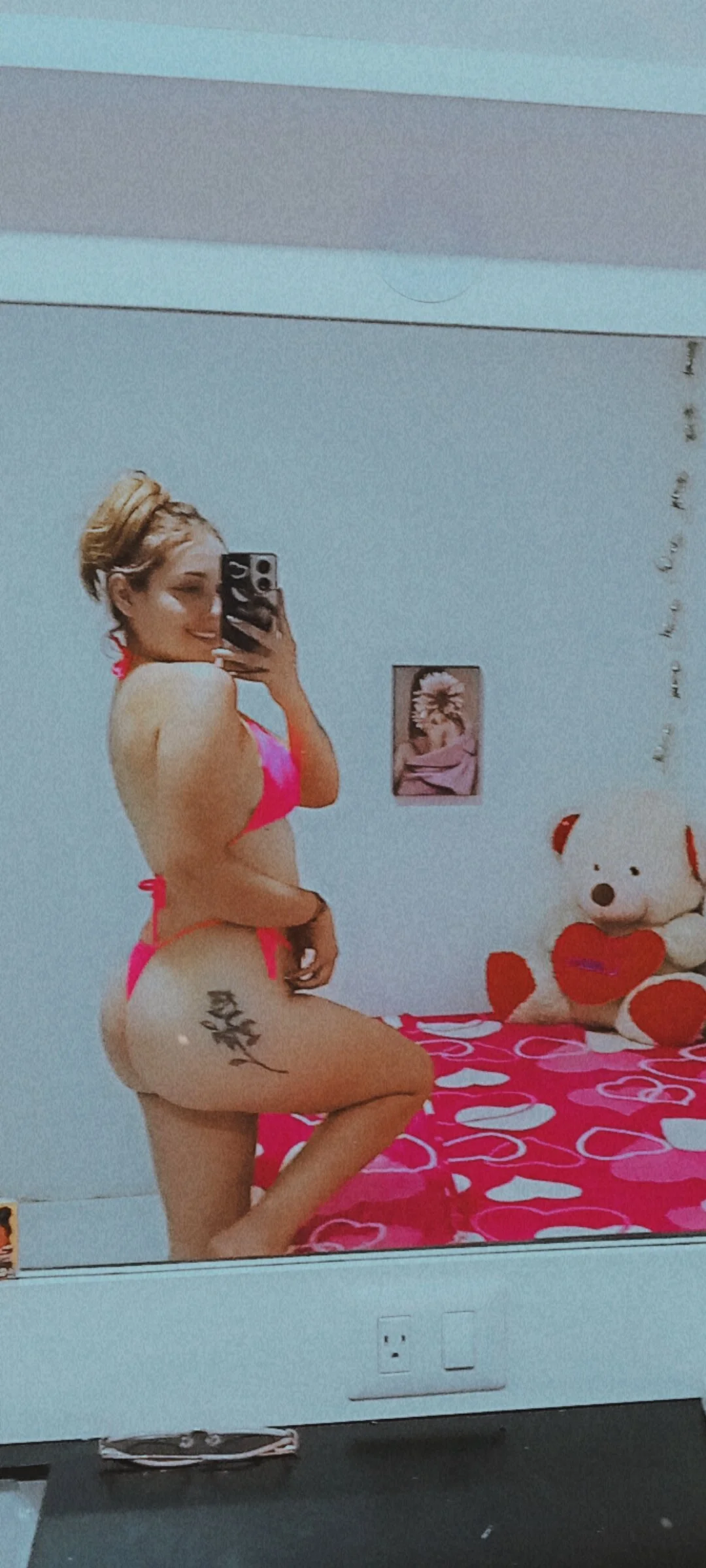 XXX Porn Photo of Nude kat_desiree 1