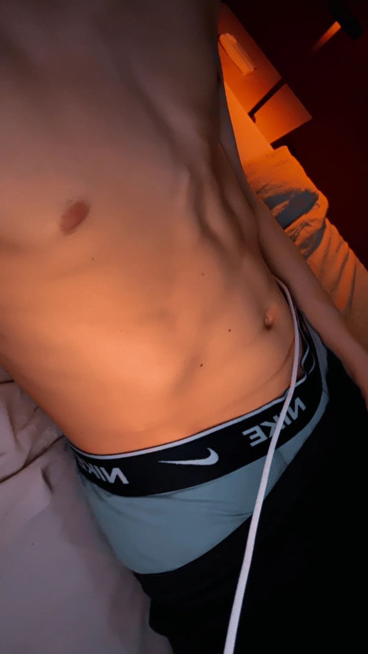 XXX Porn Photo of Nude ethantwinki 50