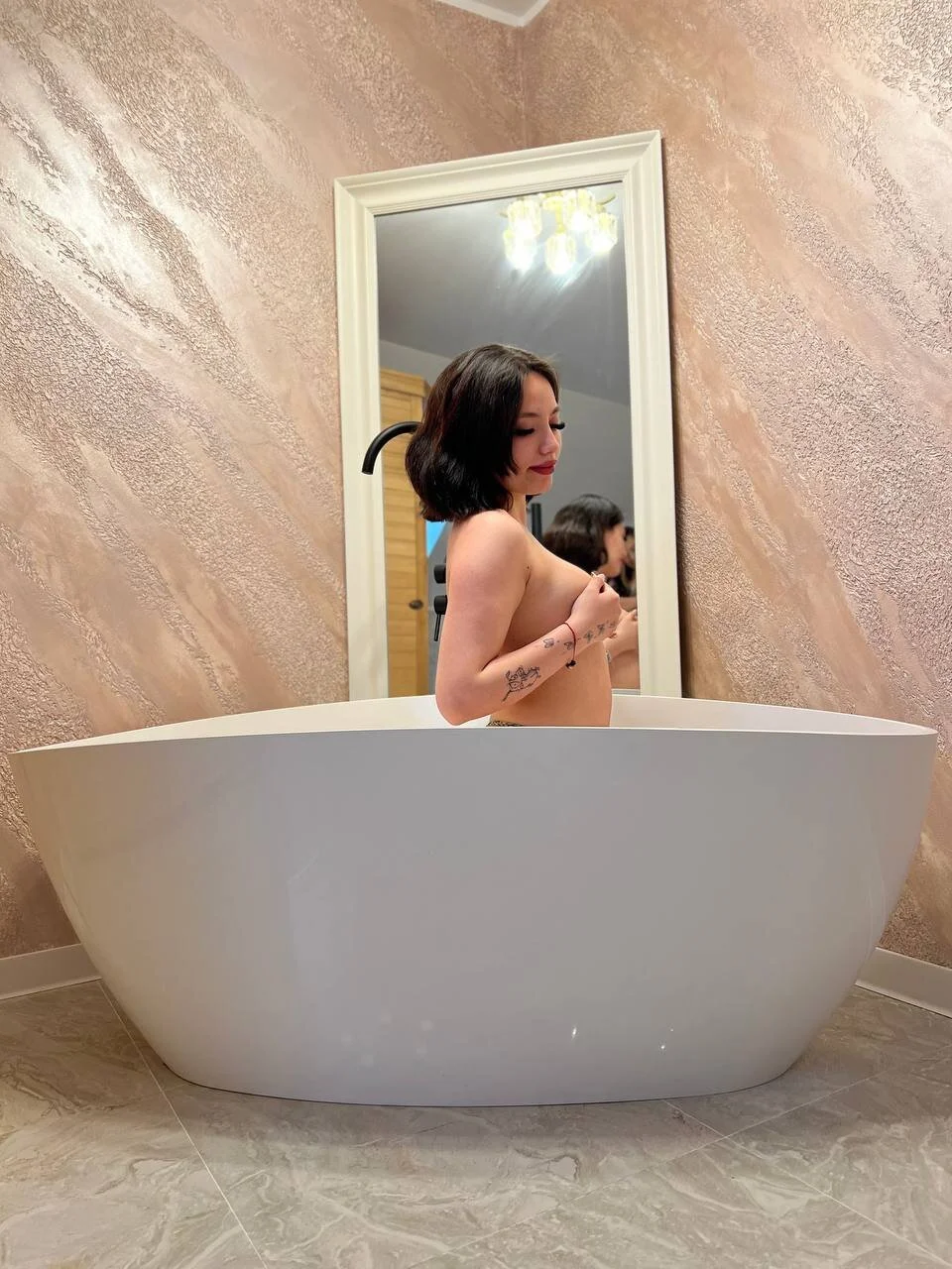 XXX Porn Photo of Nude LisaRaee 44