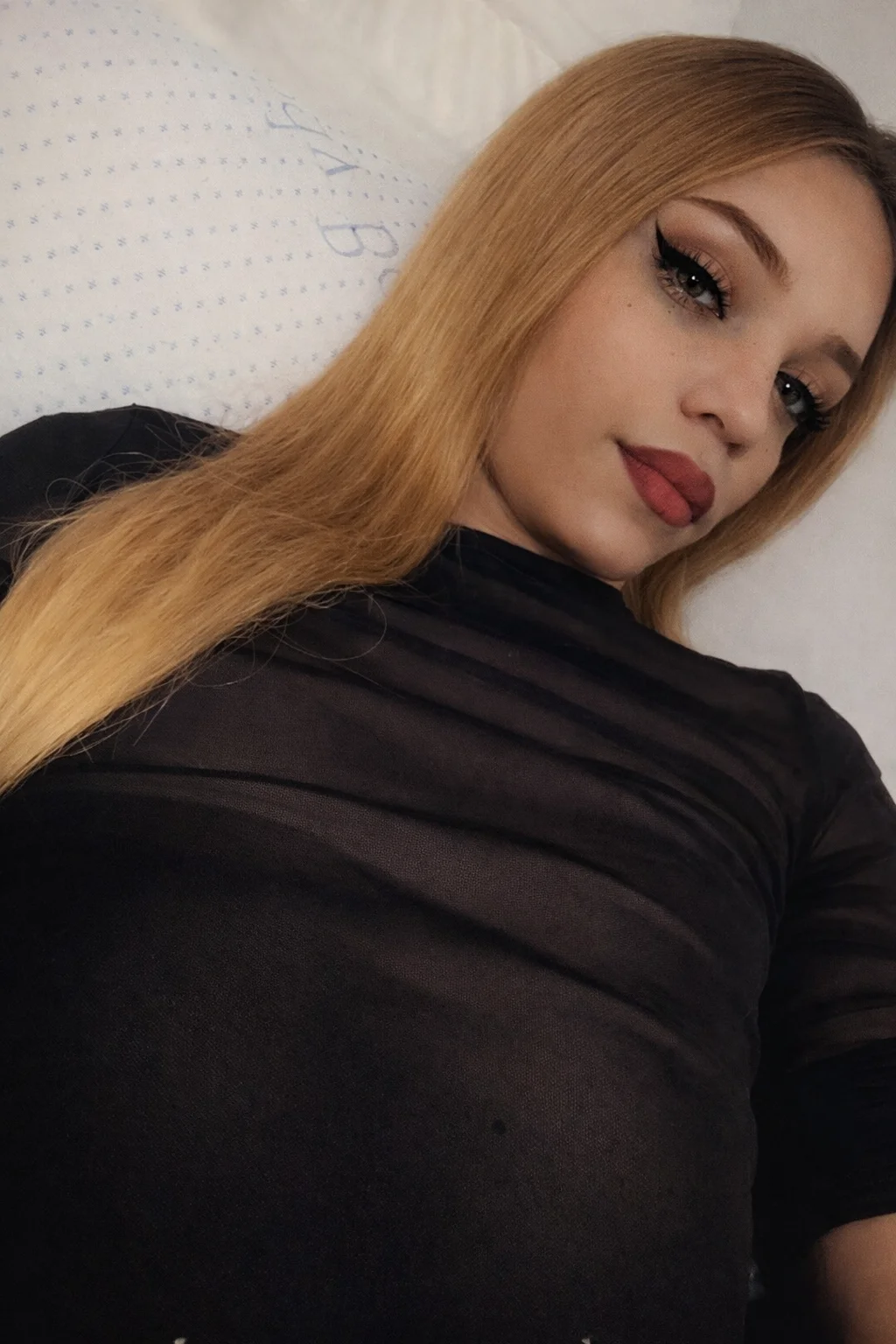 XXX Porn Photo of Nude itsmikaella 8