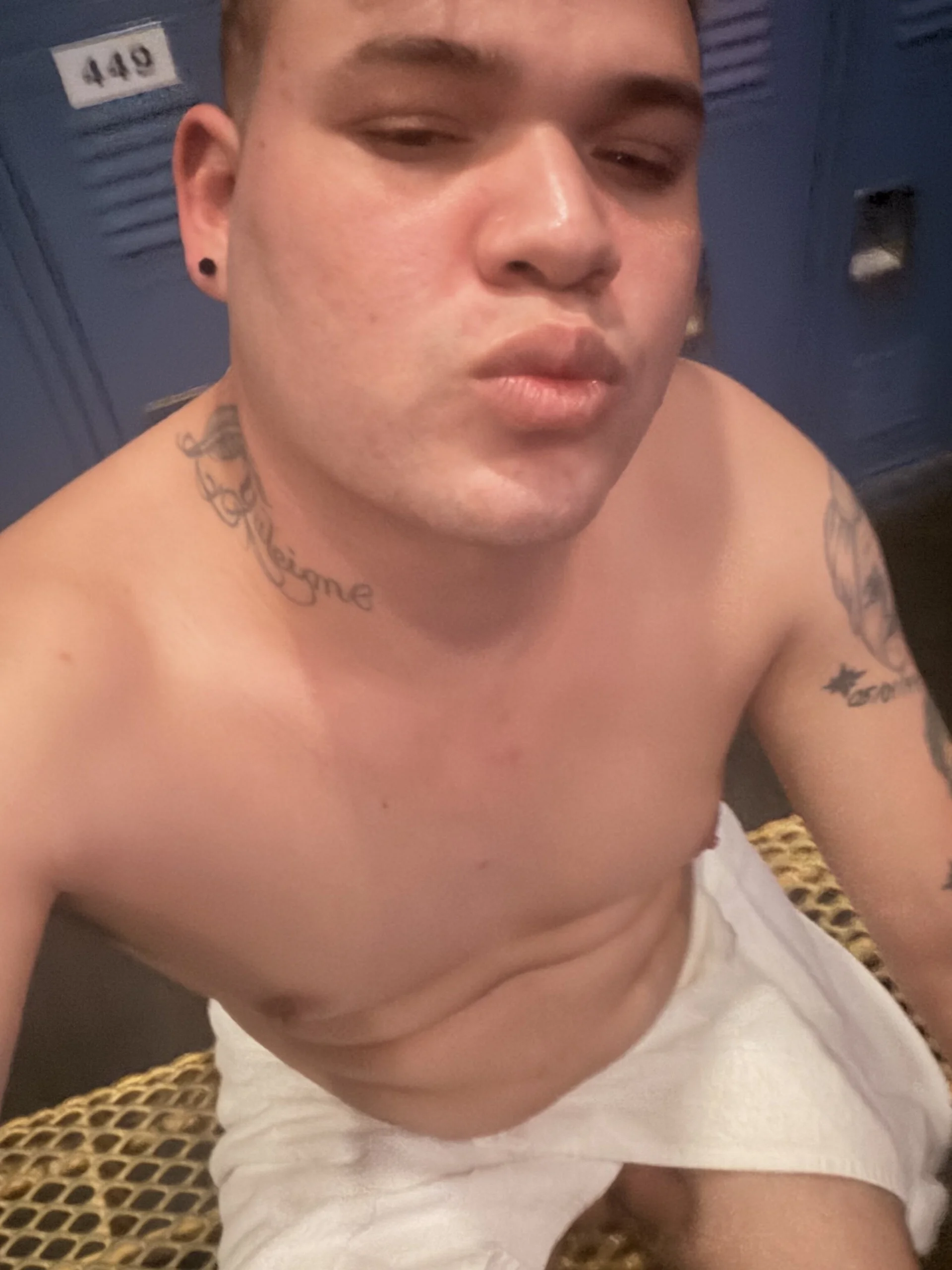 XXX Porn Photo of Nude yoander16 3