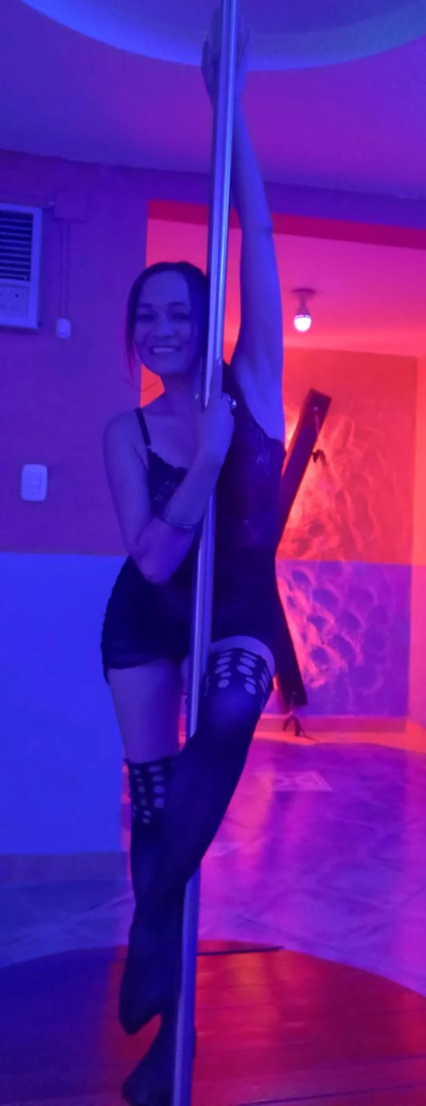 XXX Porn Photo of Nude Luna18Pink 20