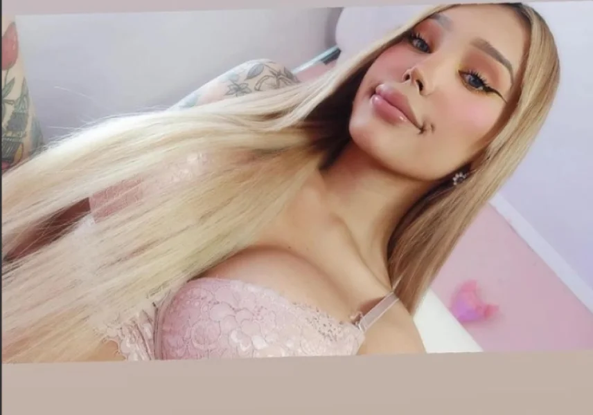 XXX Porn Photo of Nude _viioletweekend_ 21