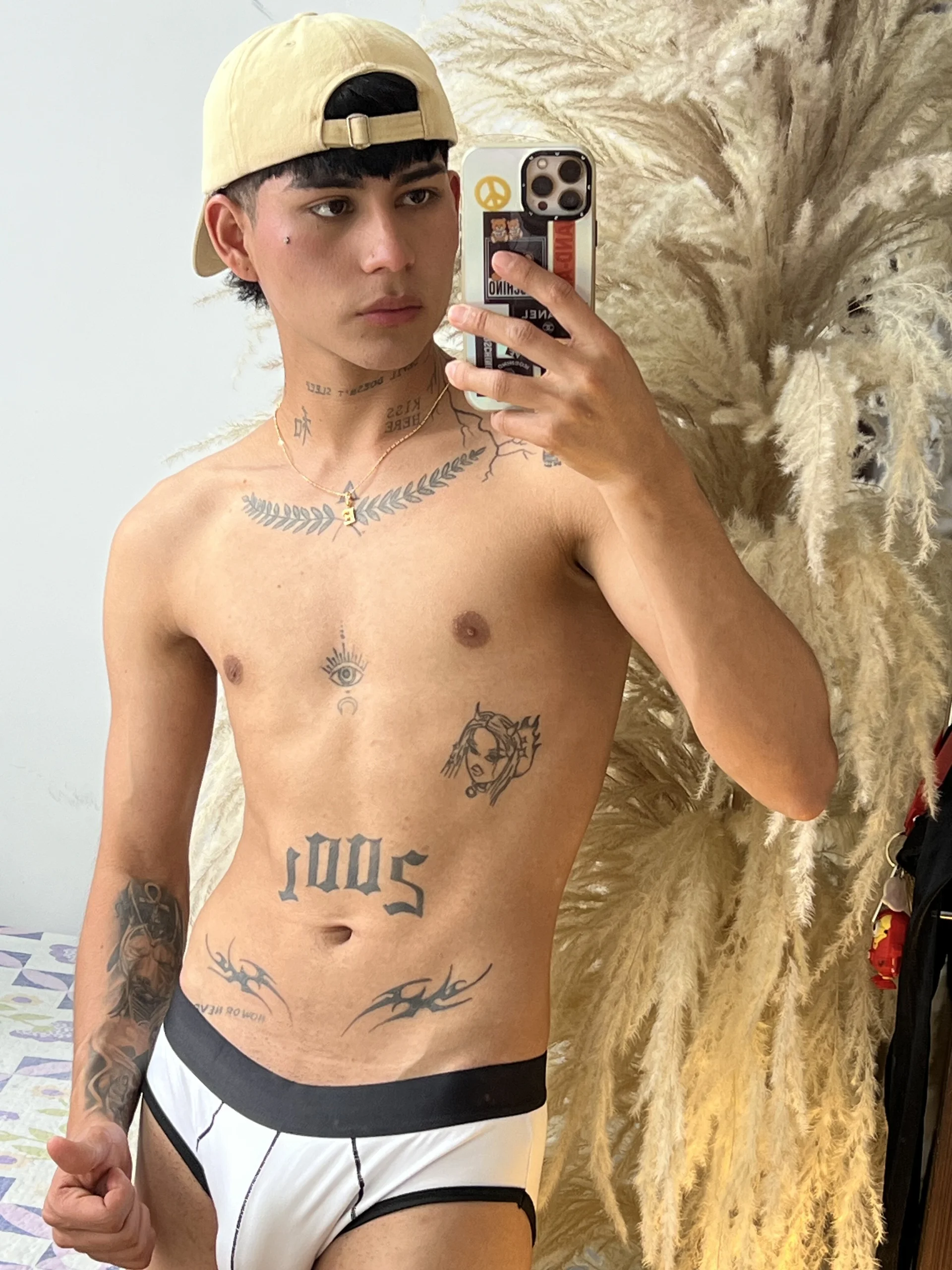 XXX Porn Photo of Nude lukasstrong_ 24
