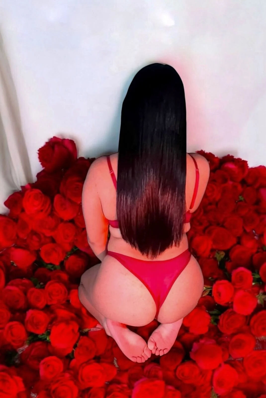 XXX Porn Photo of Nude pretti_scarlett 4