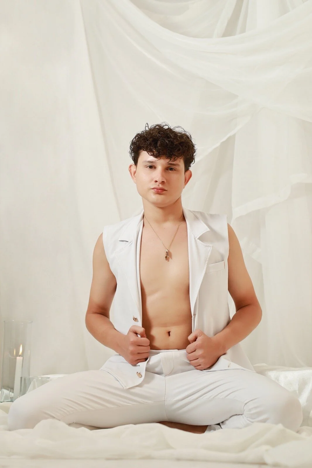 XXX Porn Photo of Nude Nathan_Bluee 209